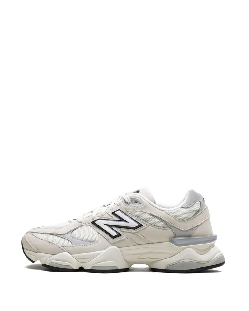 U9060ZGF Sneakers