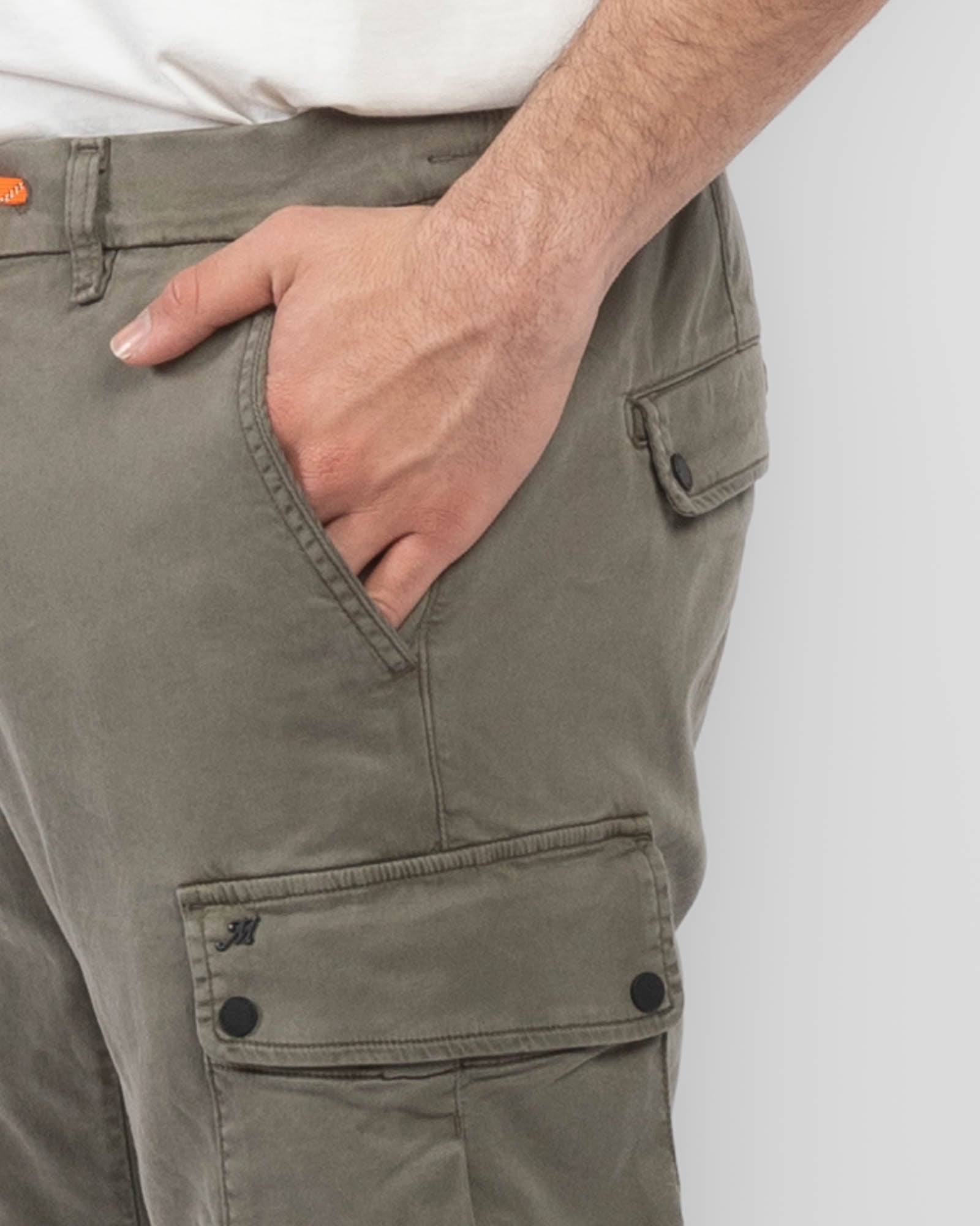 Pantalon cargo