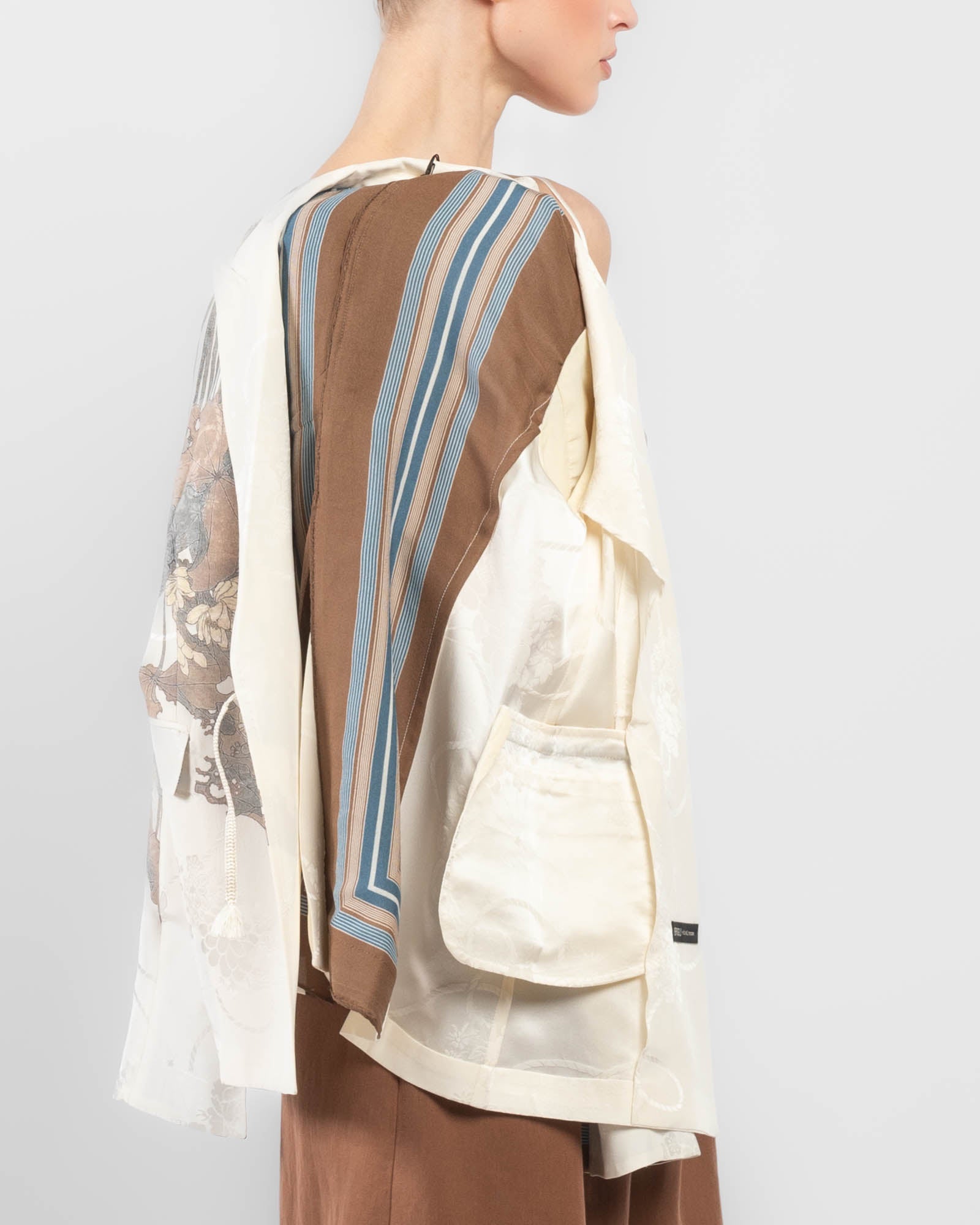 Veste kimono traditionnelle à double boutonnage