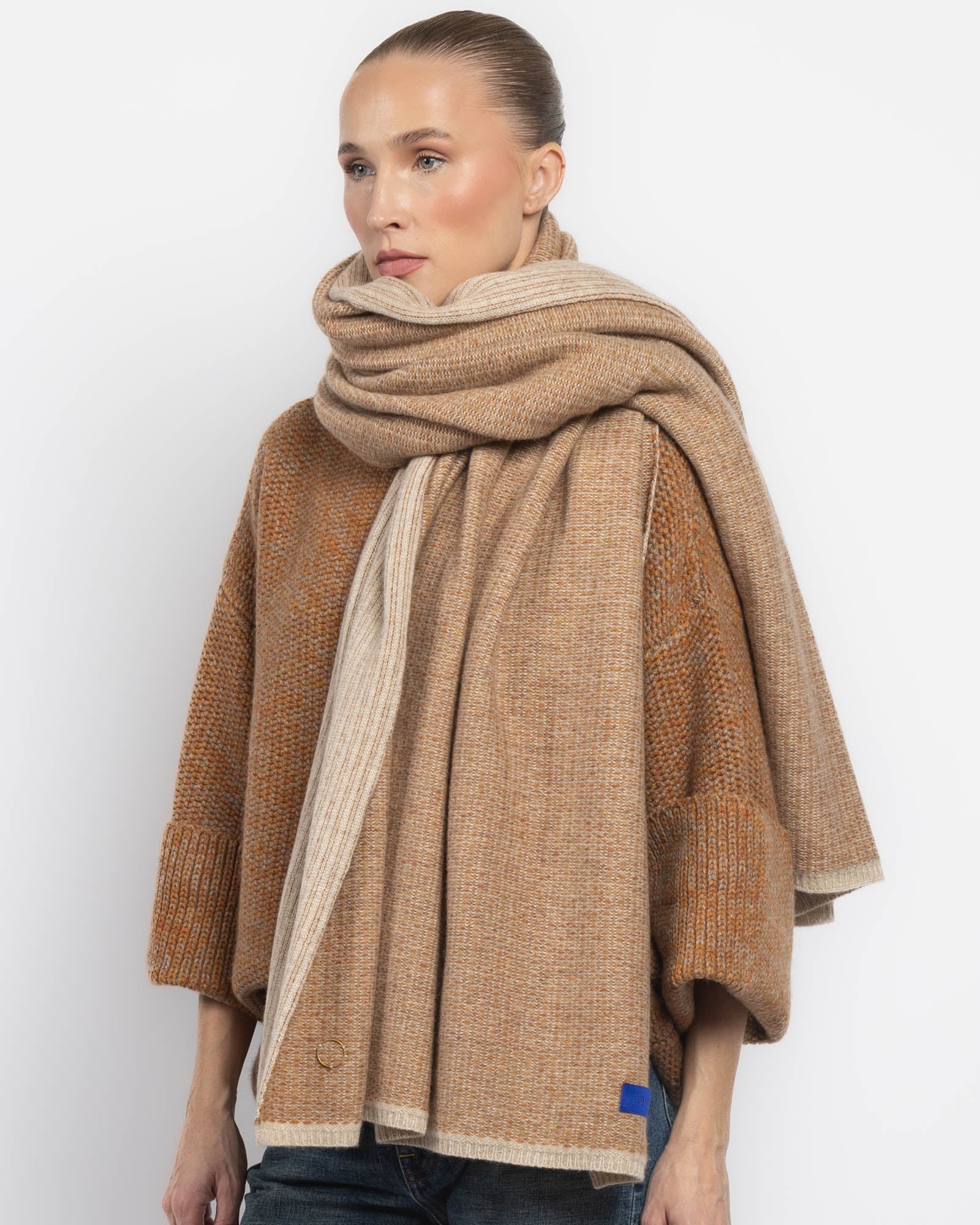 Couverture en tricot carré