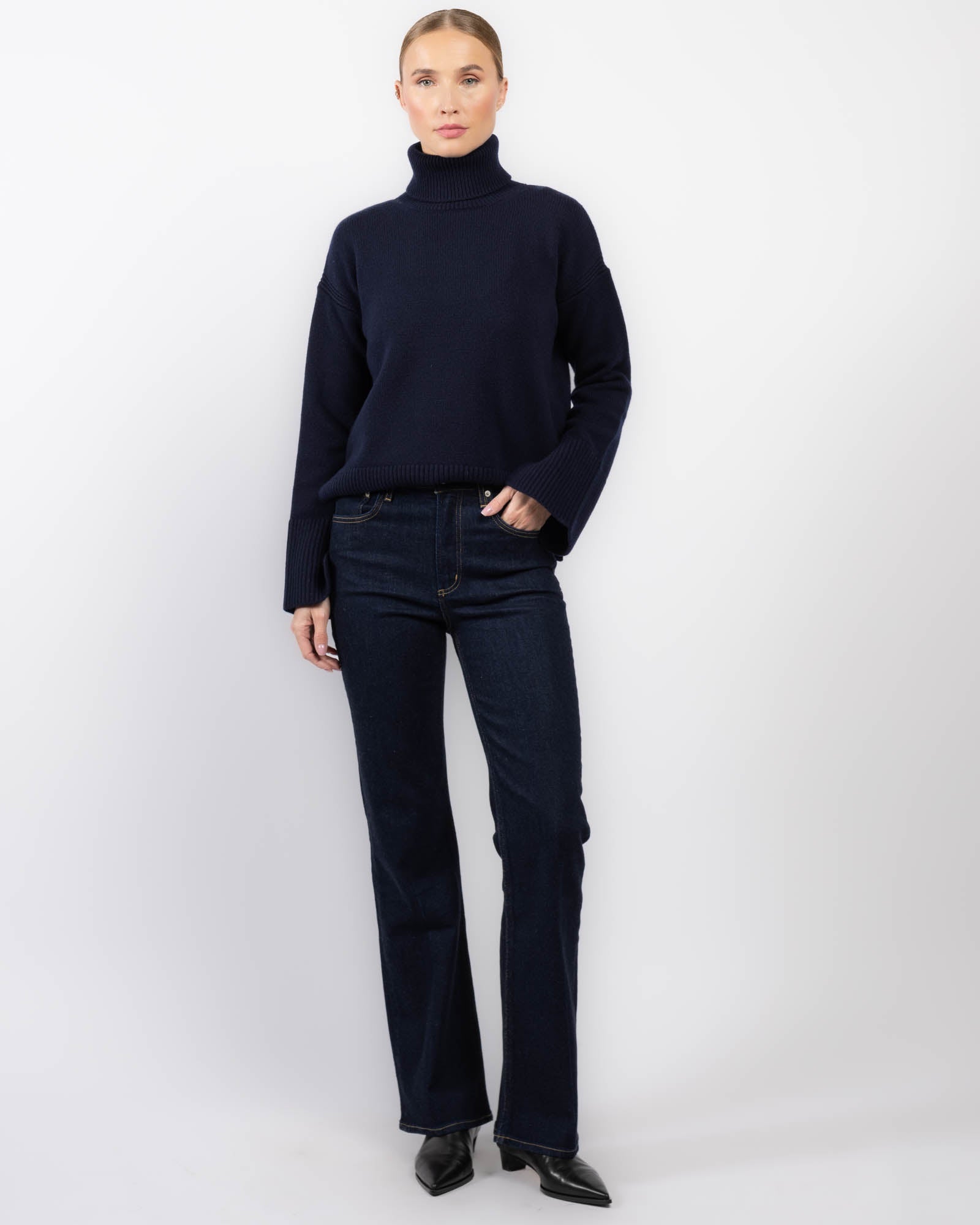 Mirta Sweater