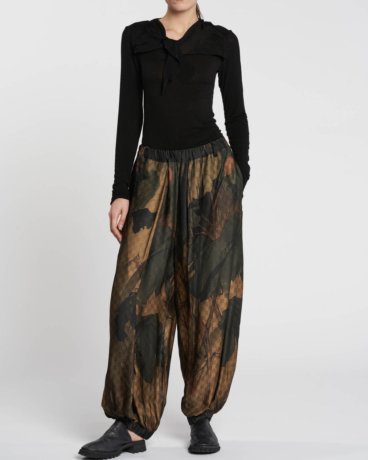 Cuff Baggy Pants
