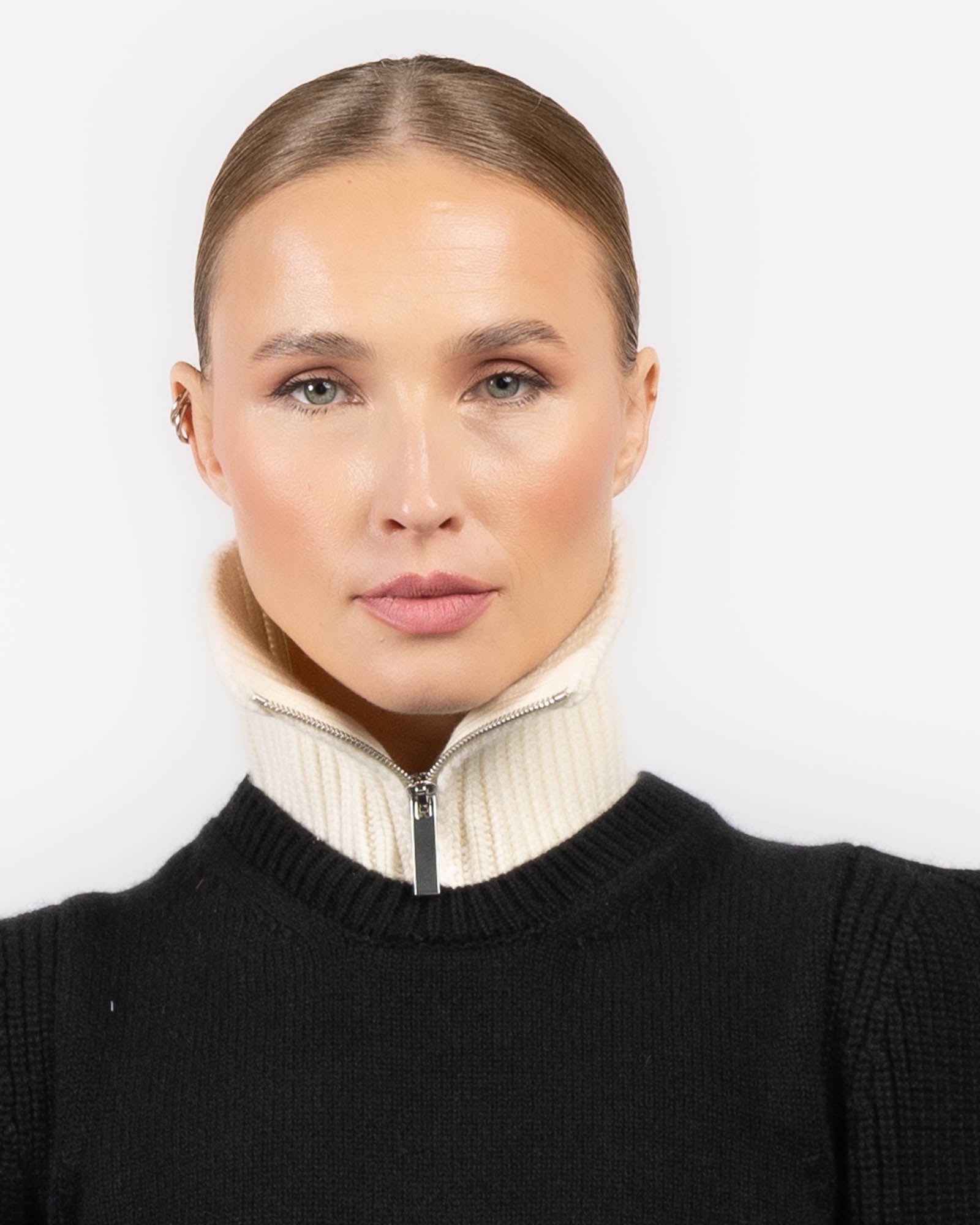 Knit Cash Collar