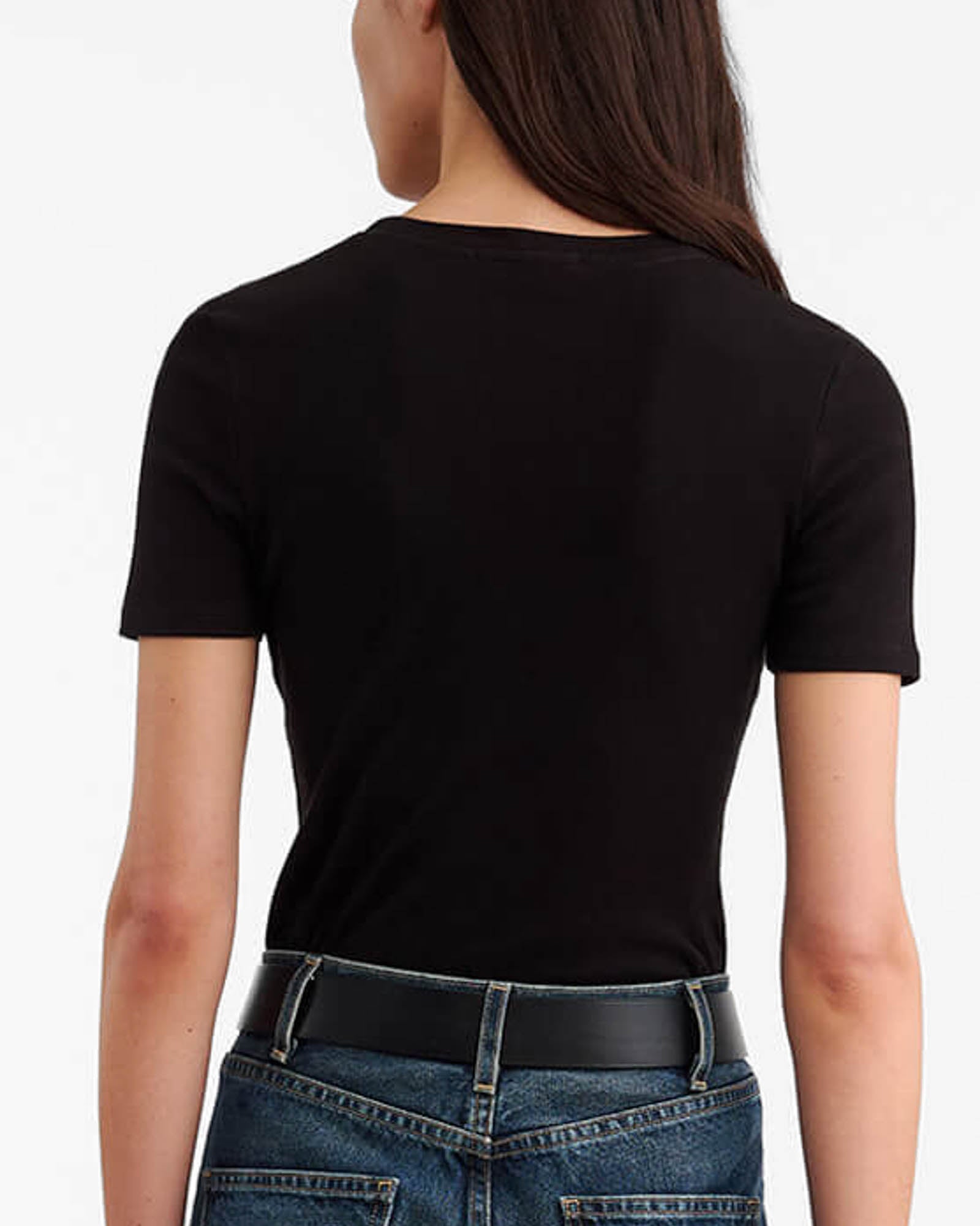 Elin Tee
