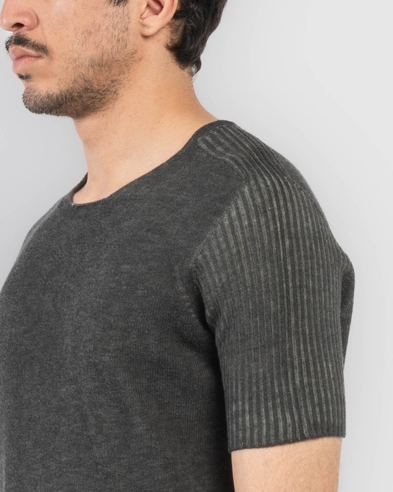 T-Shirt Sweater