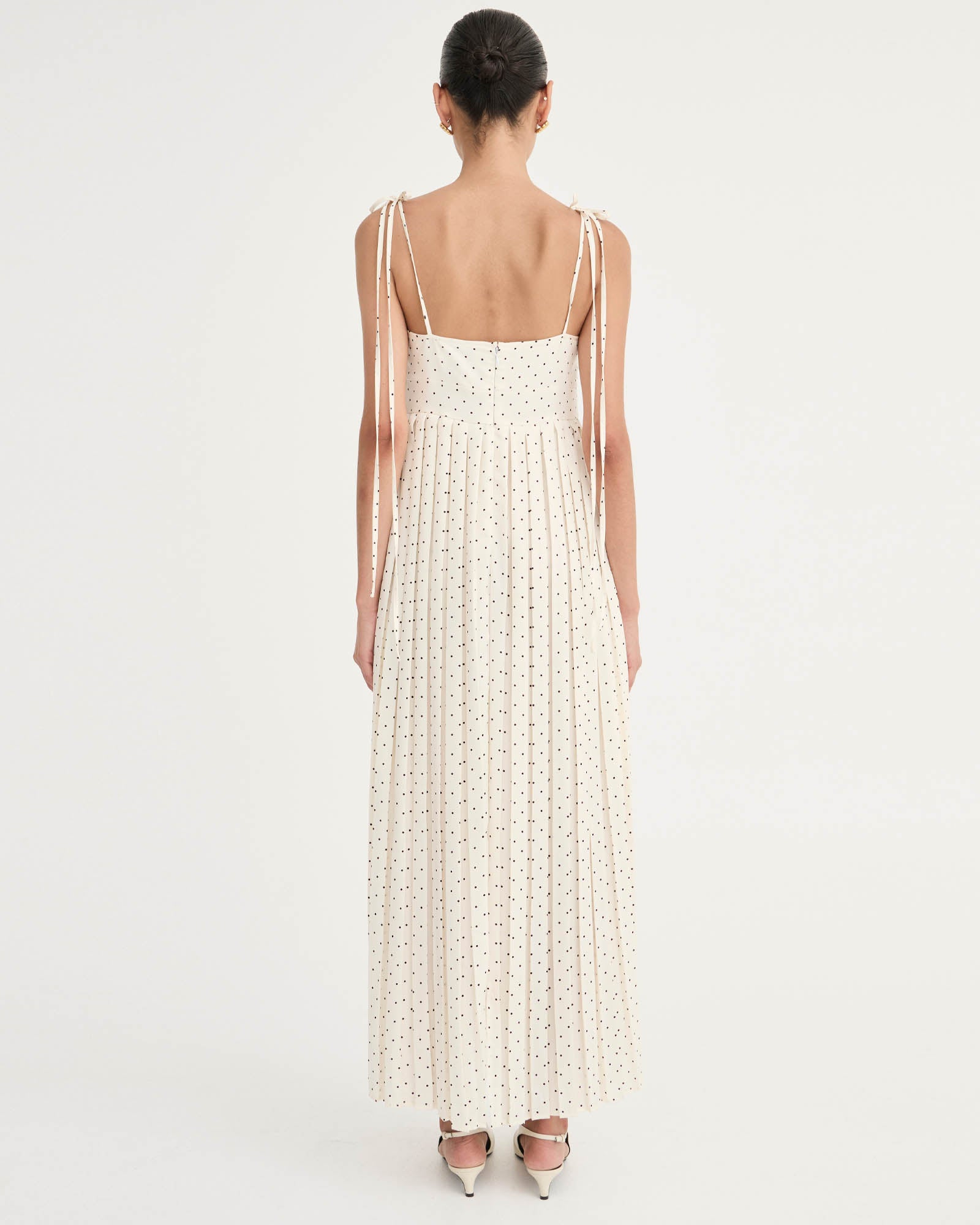 Robe Maggie