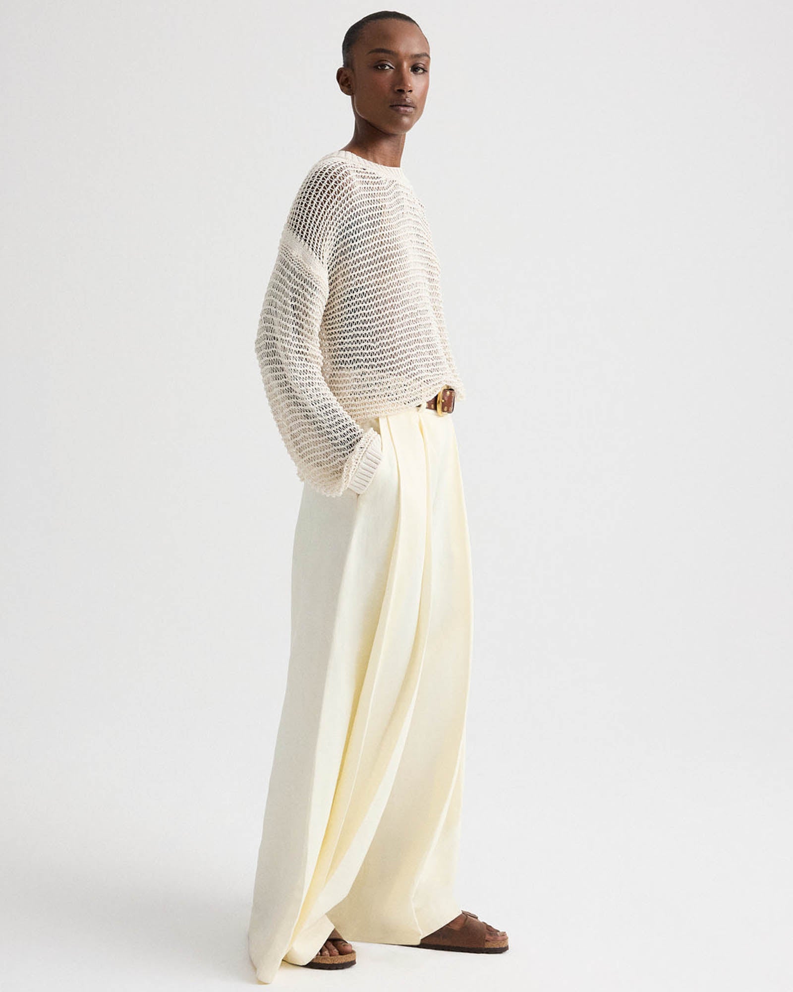 Wide Crew Neck Pullover