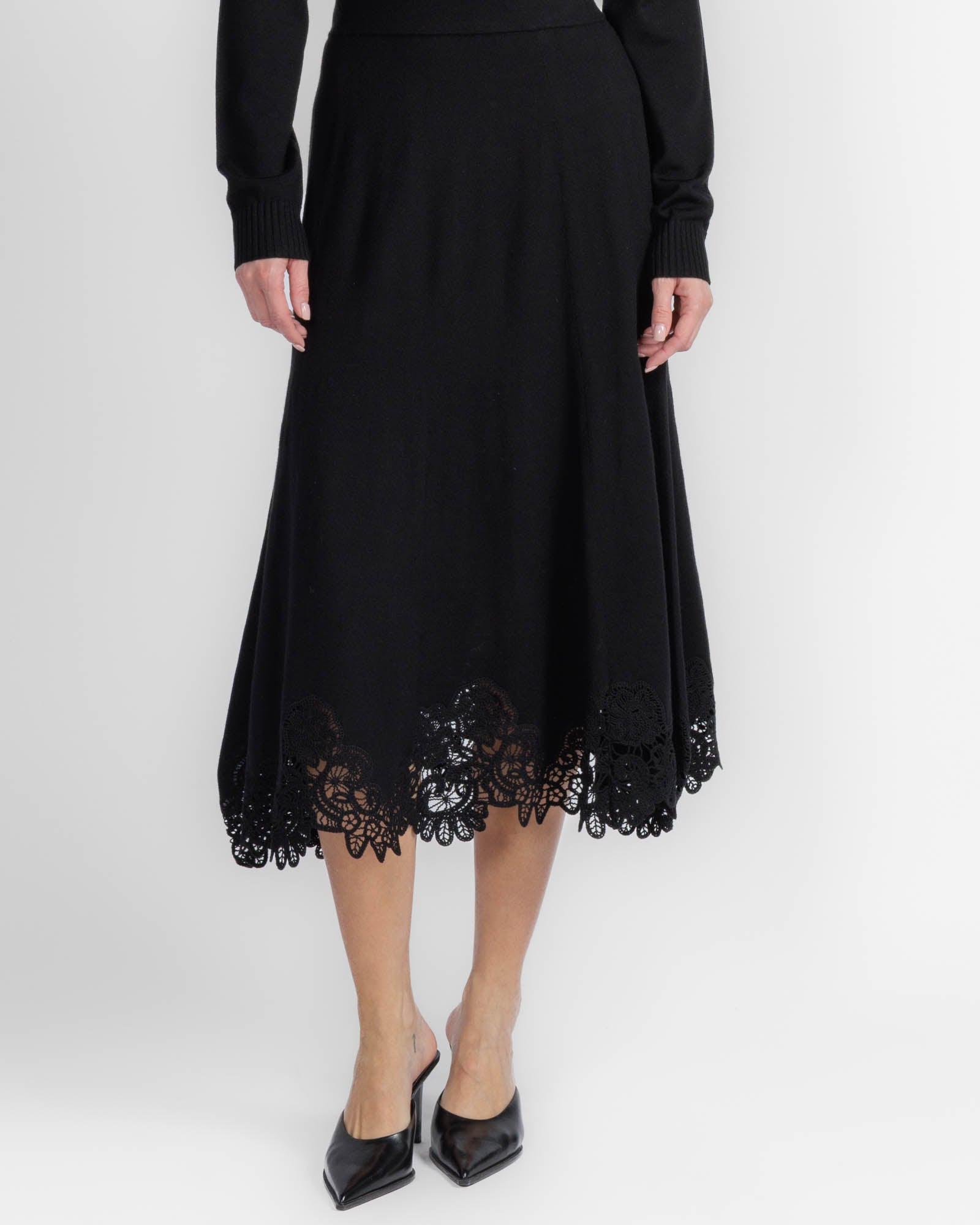 Valiant Lace Skirt