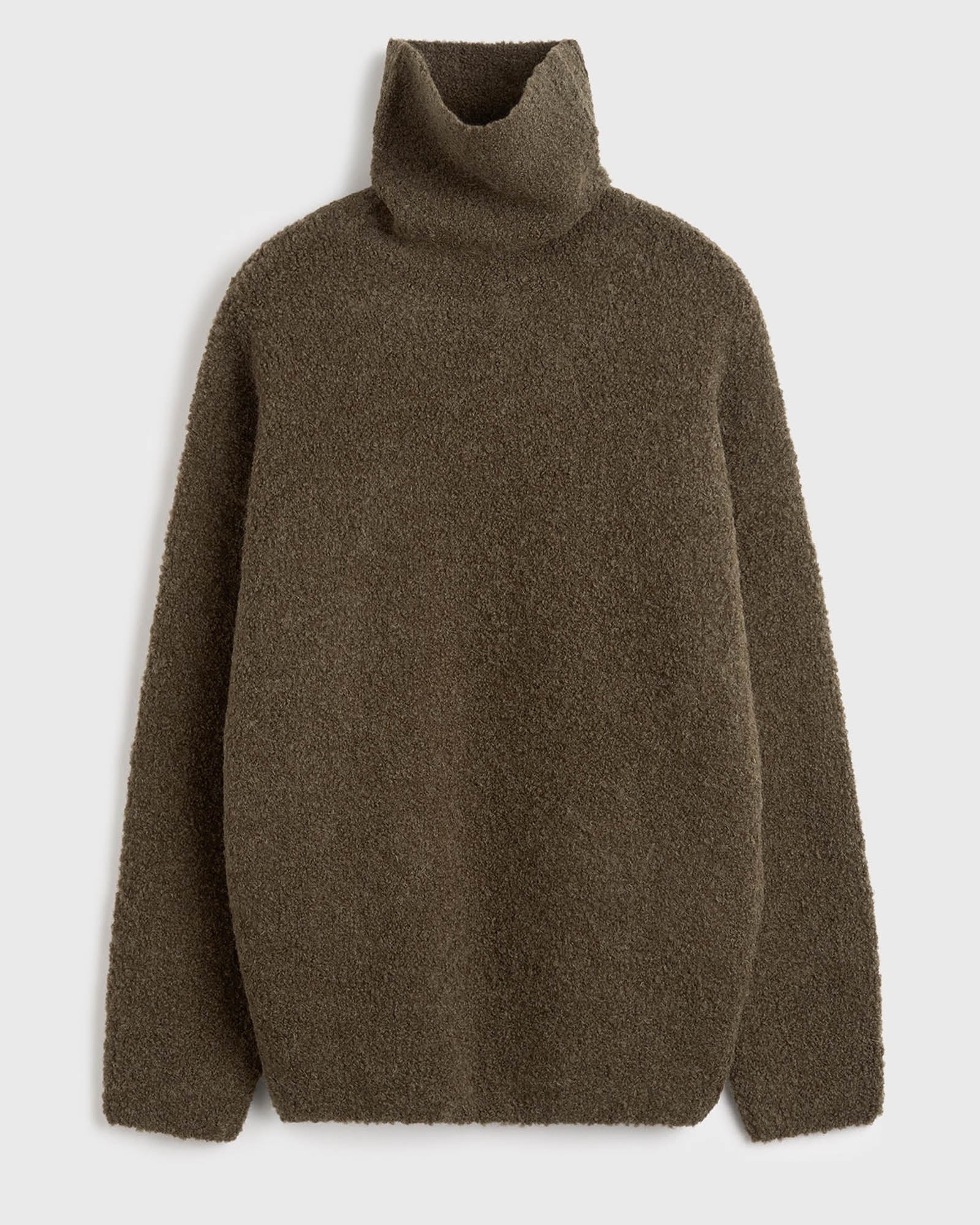TOTEME Oversized Turtleneck Sweater