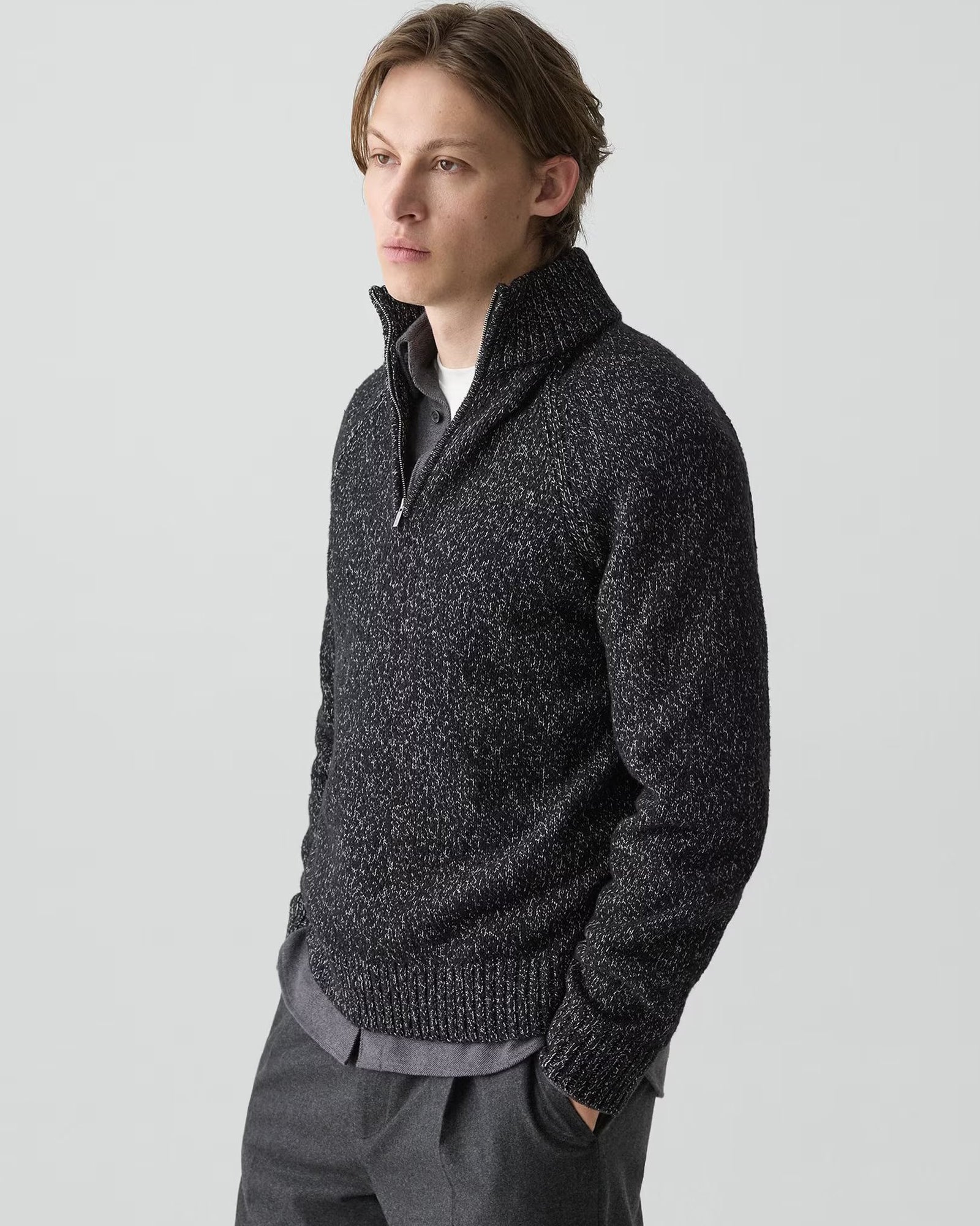 Pull zippé à manches longues