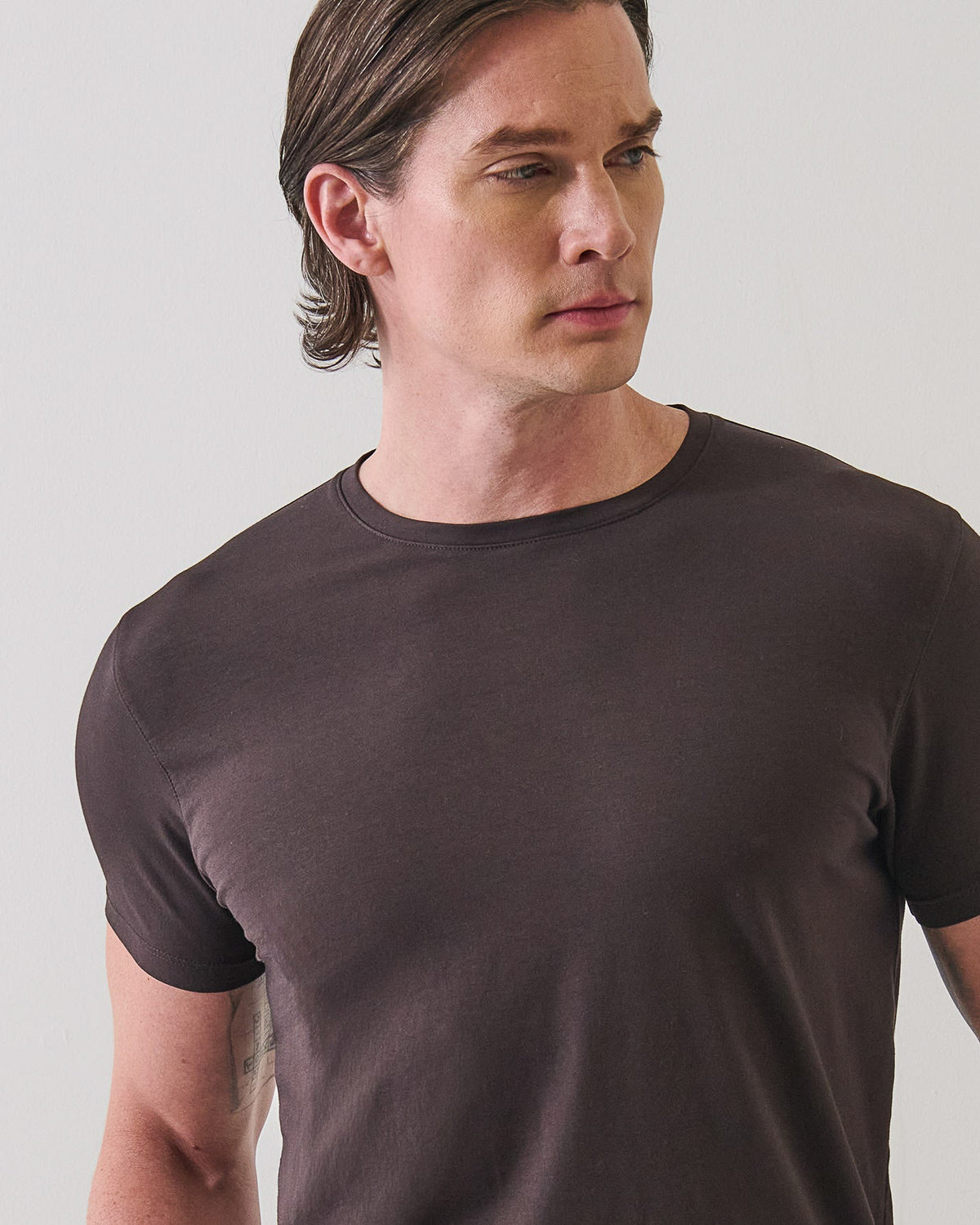 Short Sleeve Stretch Crew Neck Tee