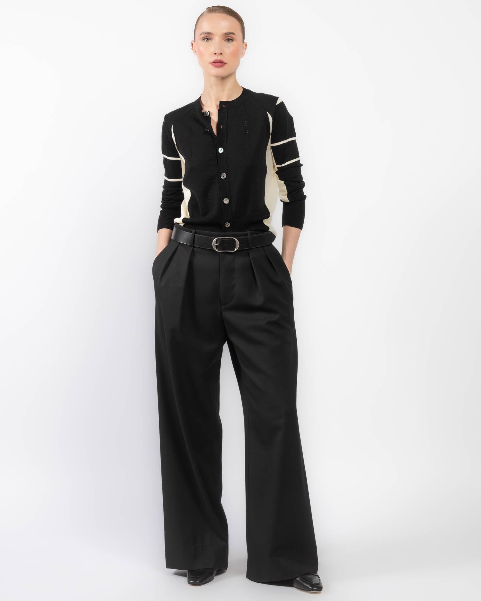 Cardigan à col ras du cou et manches longues