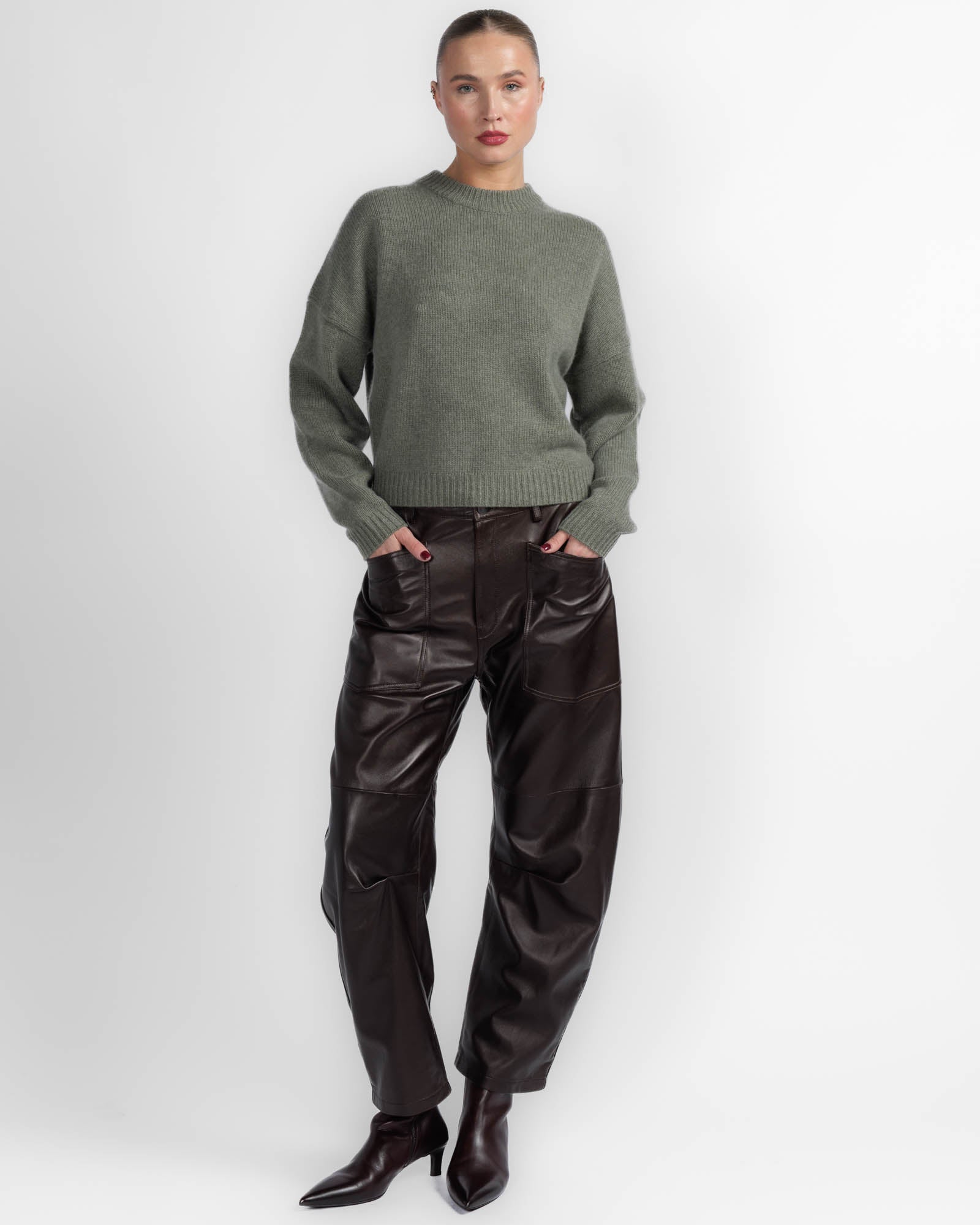Anong Mockneck Sweater