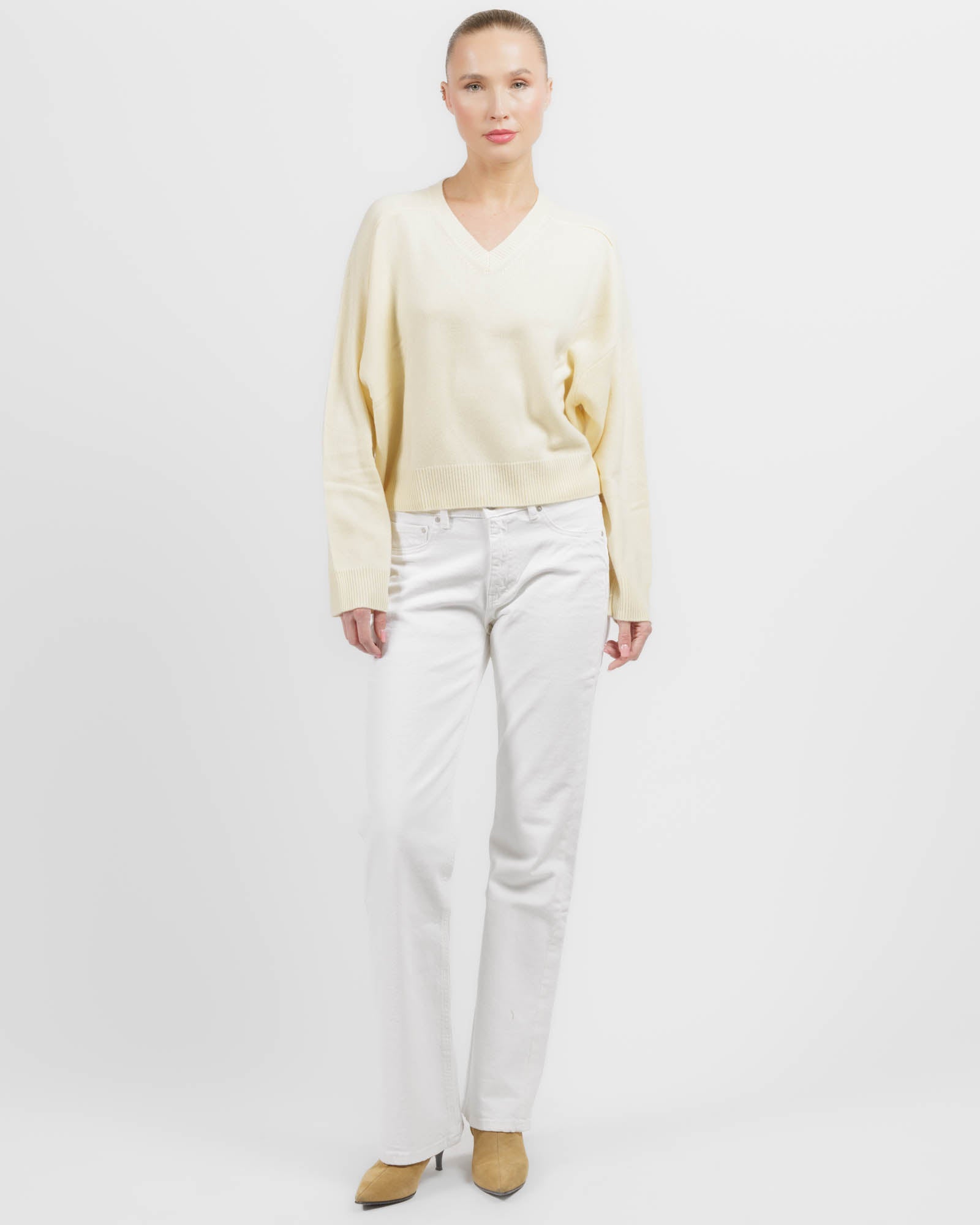 Anzor V-neck Sweater