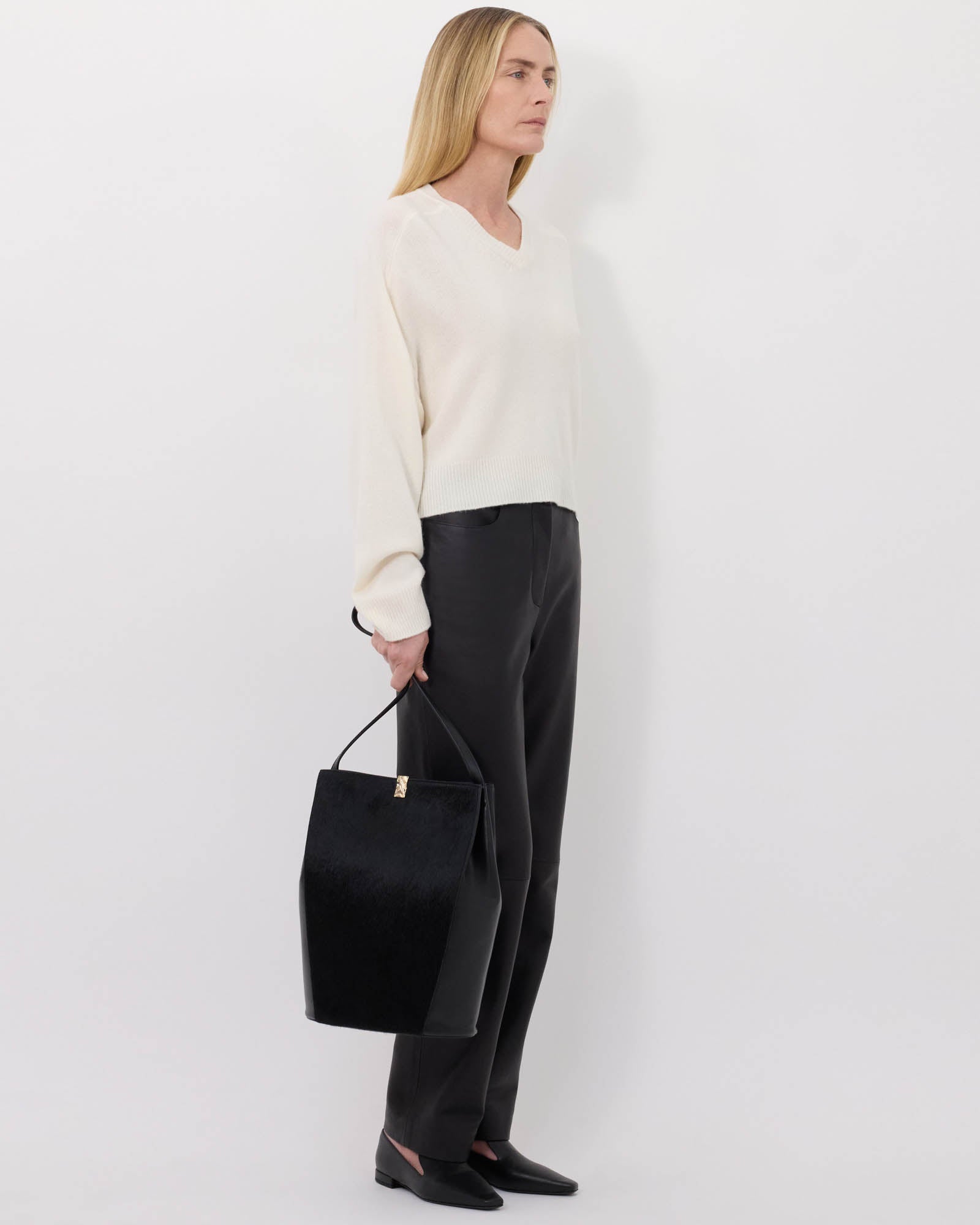 Anzor V-Neck Sweater