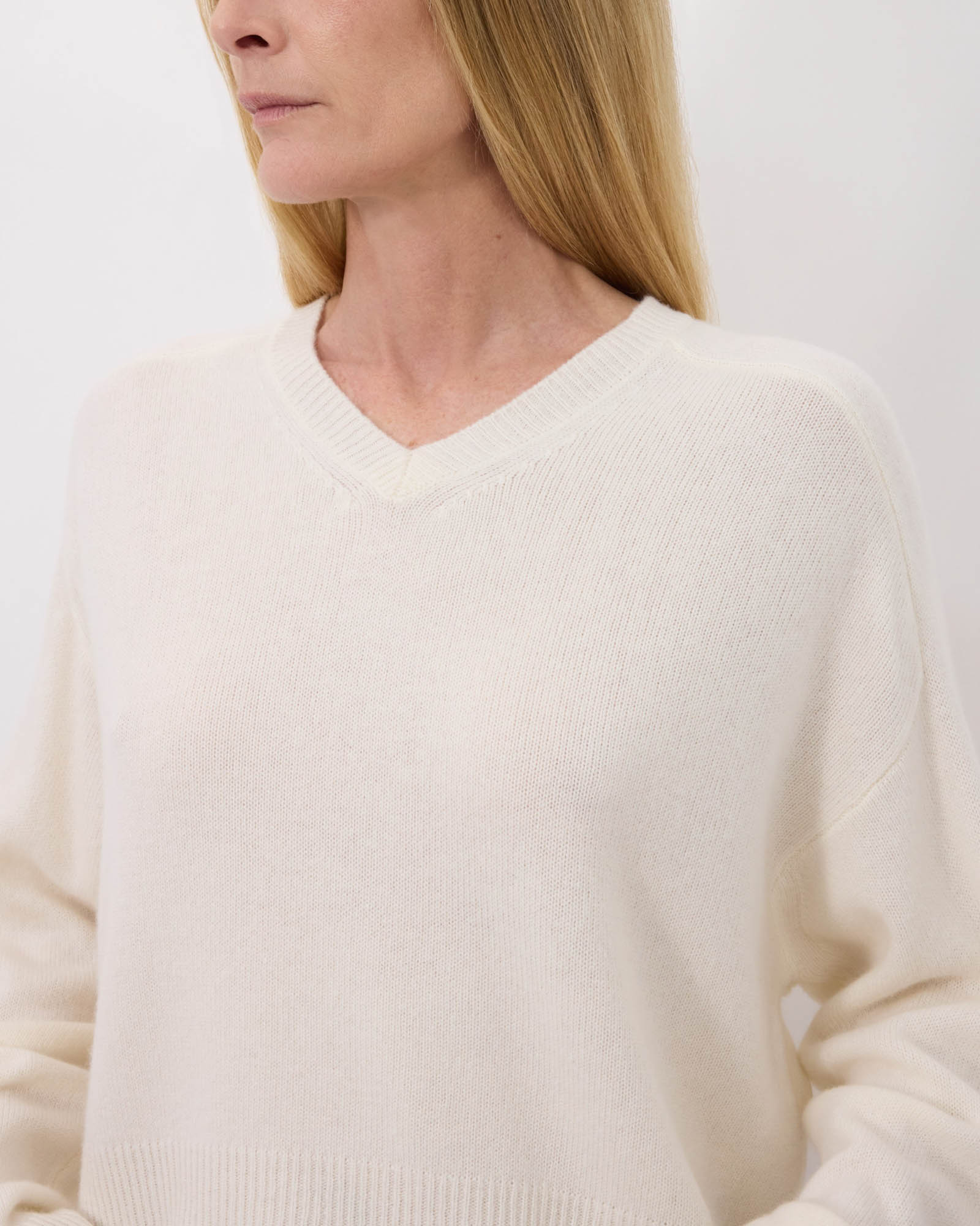 Anzor V-Neck Sweater