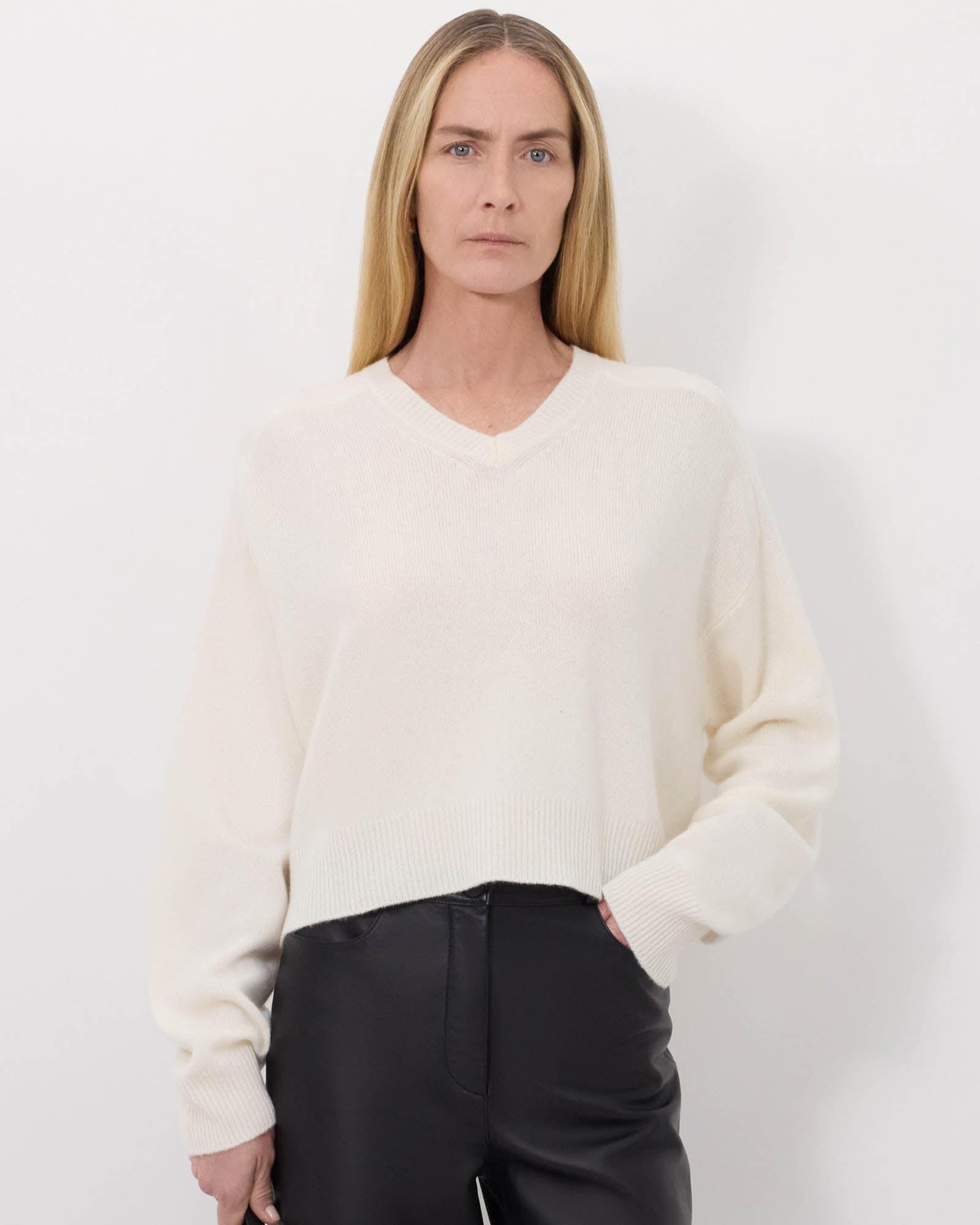 Anzor V-Neck Sweater