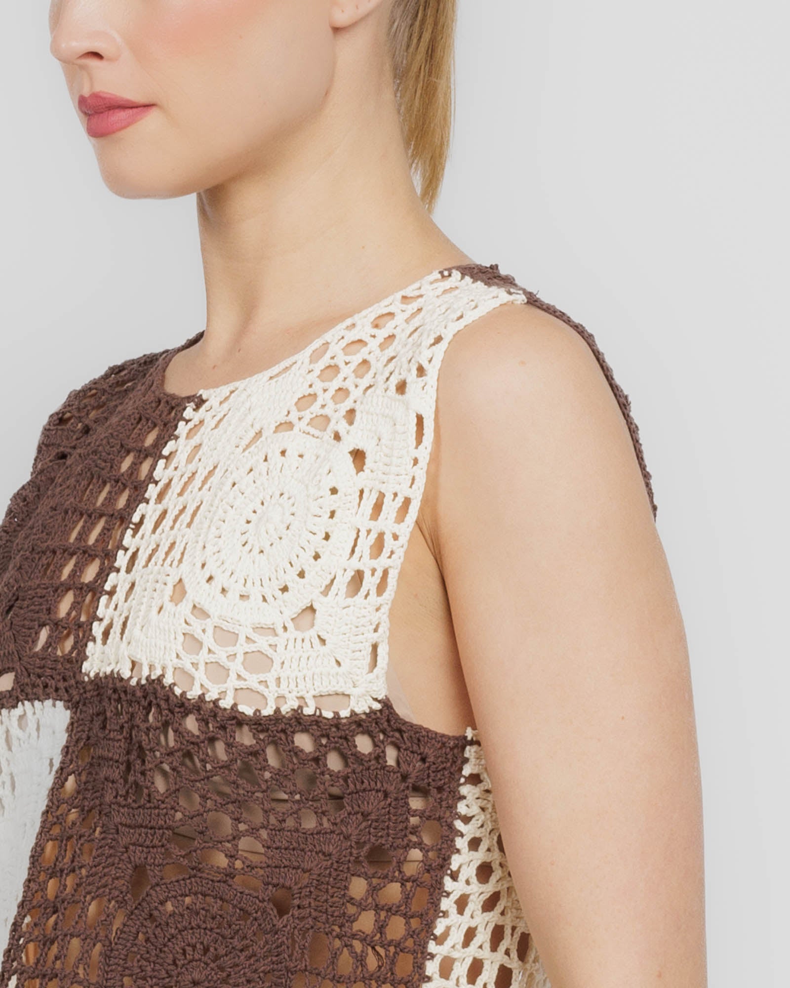 Elisa Top