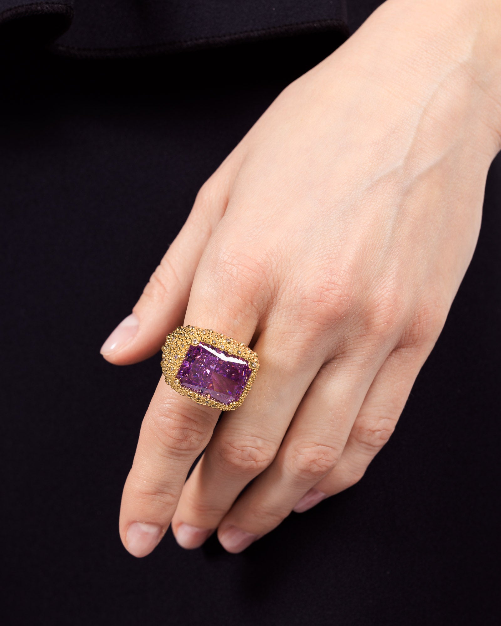 Hilton Ring