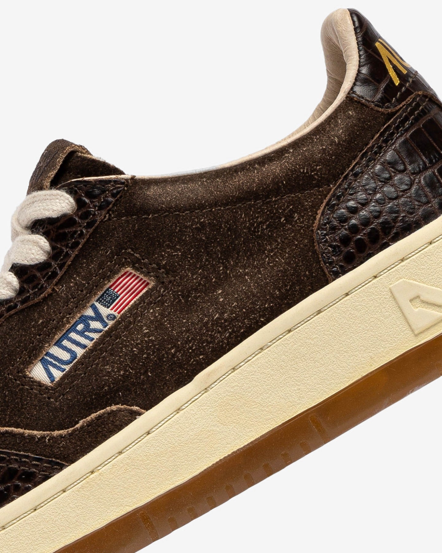 Medalist Low Sneaker
