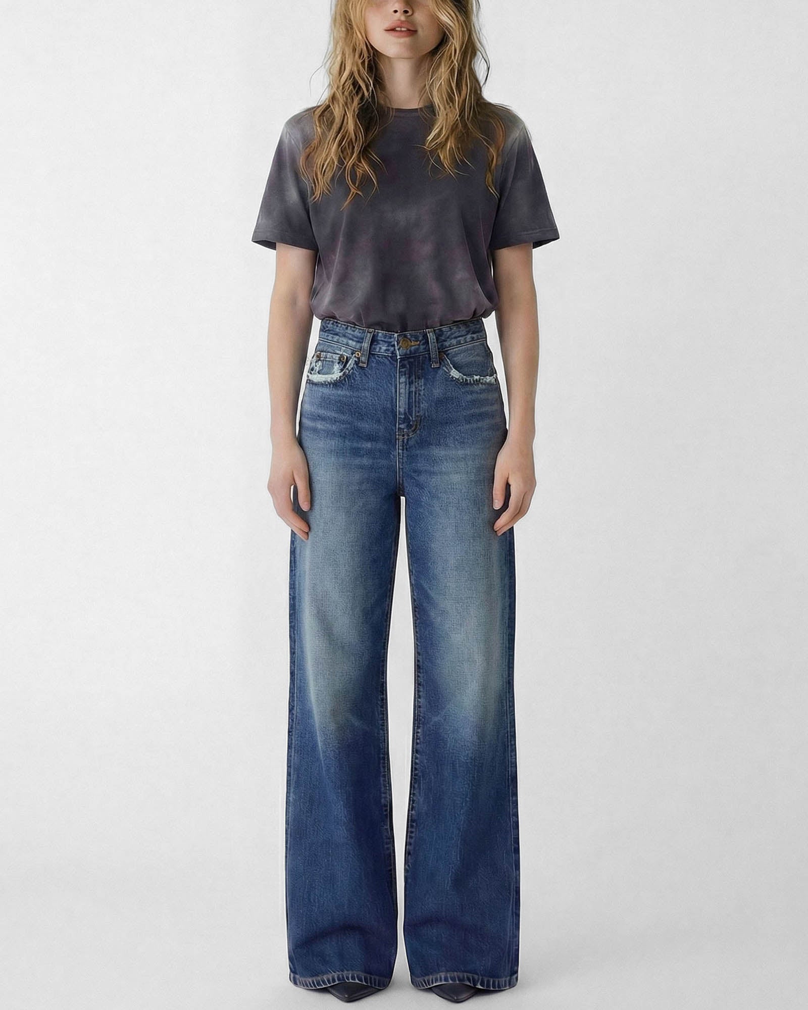 Relaxed Straight Jeans