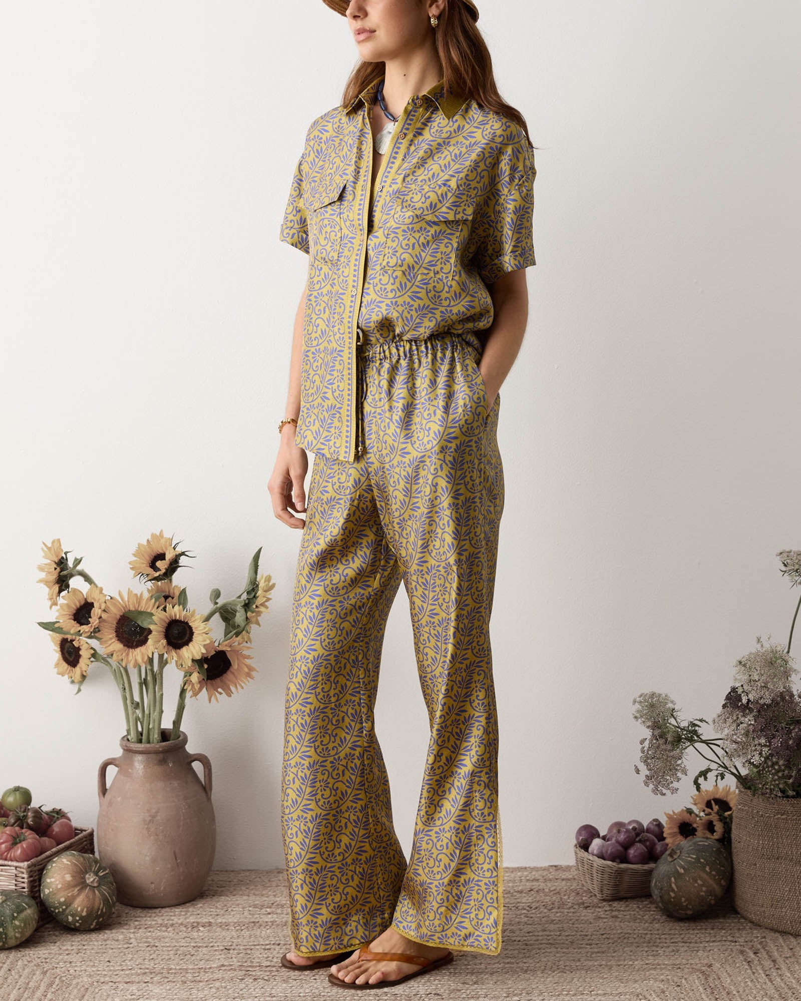 Verve Drawstring Split Pant