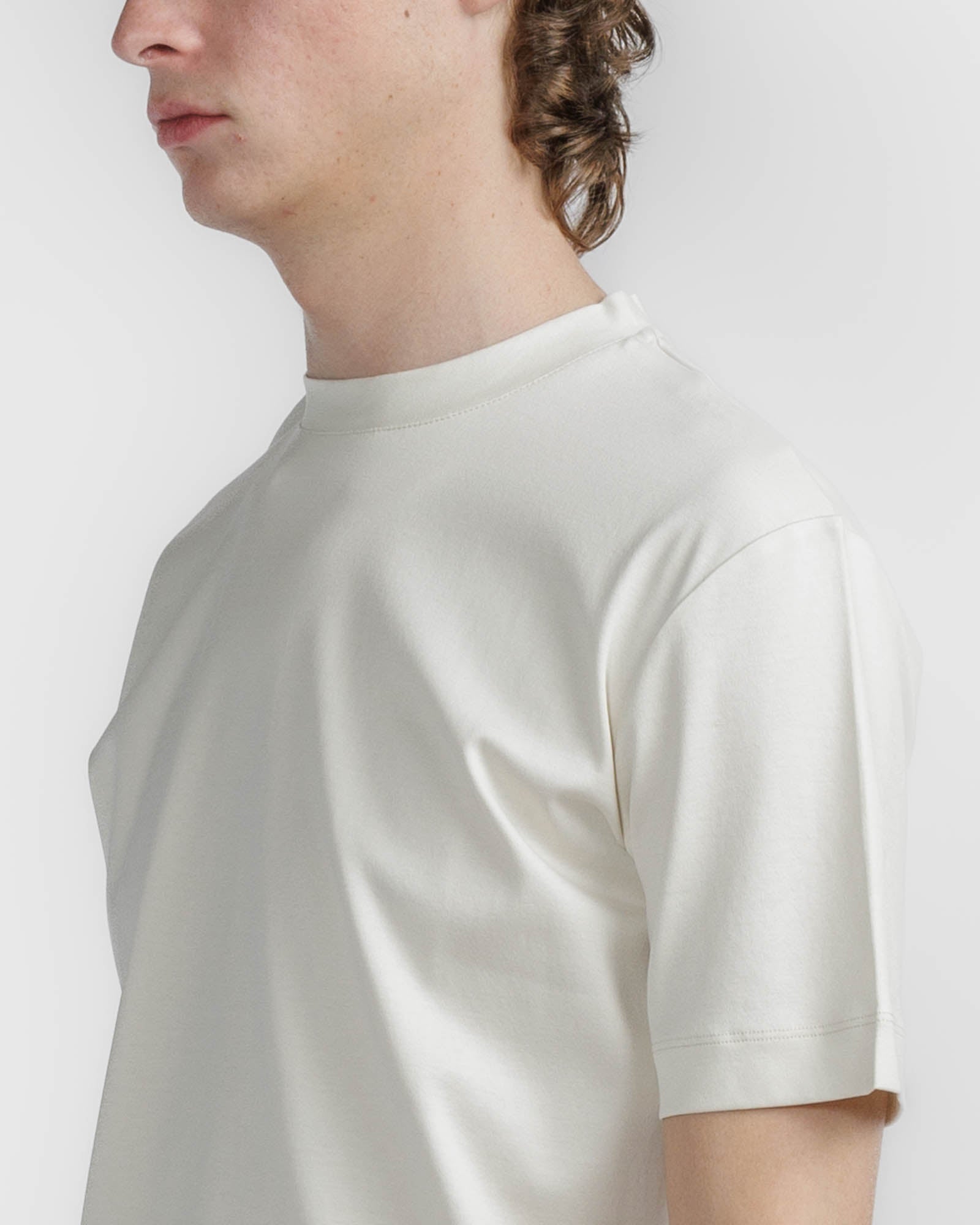 AUR1 T-Shirt