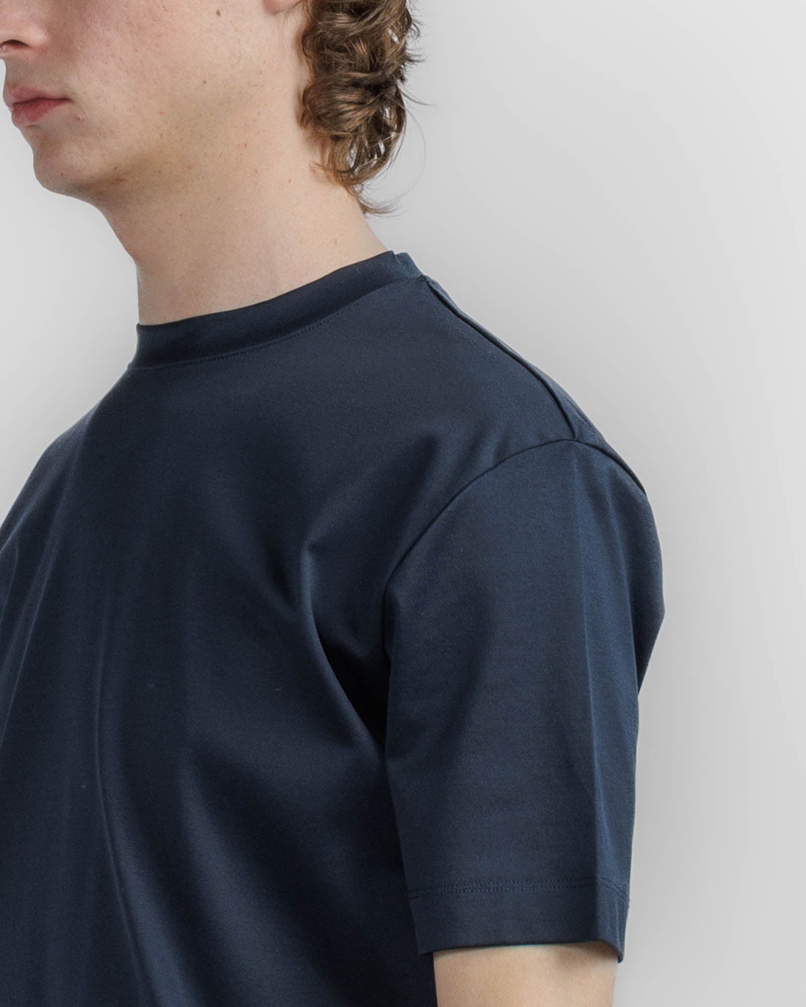 AUR1 T-Shirt