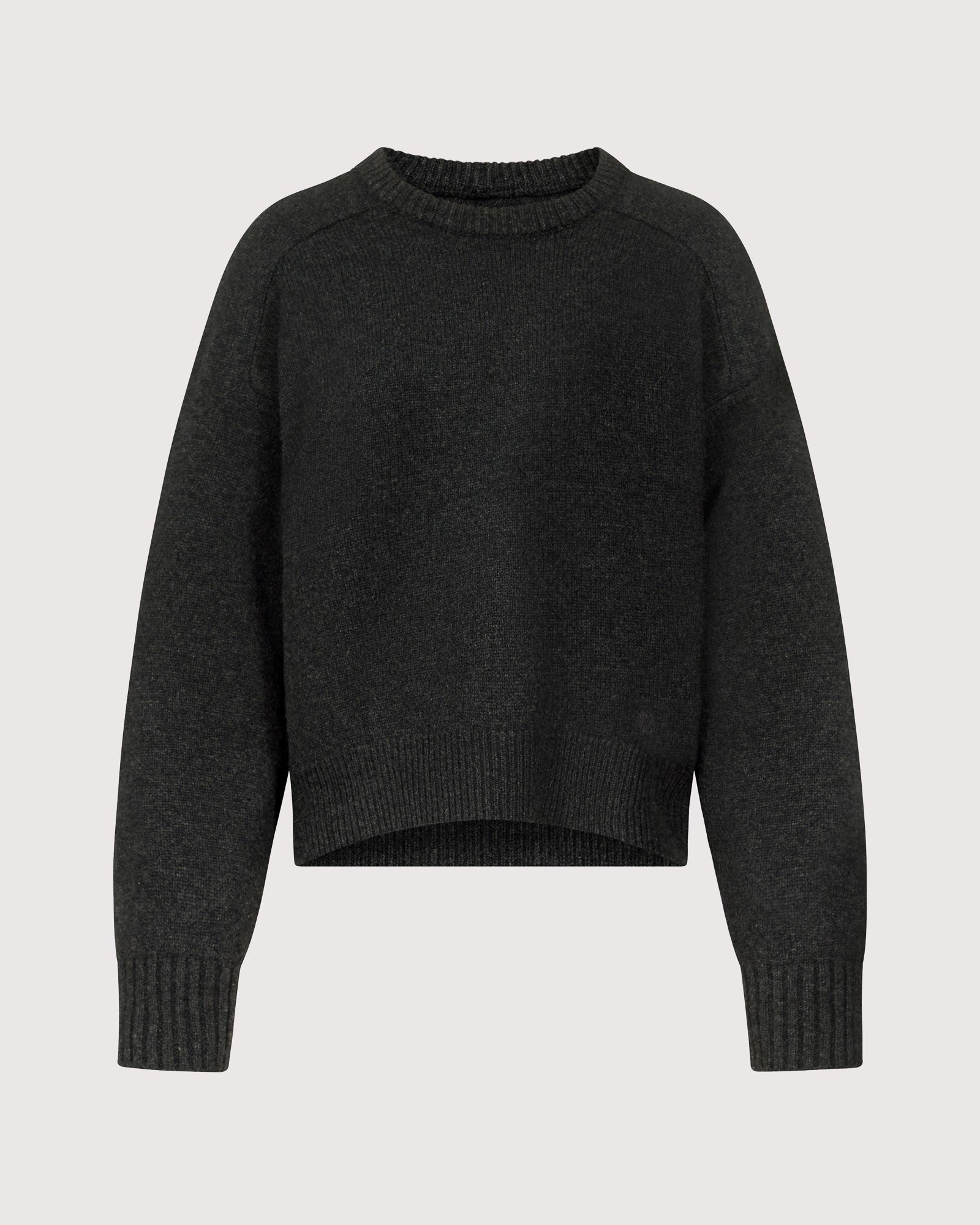 Breha Piping Sweater