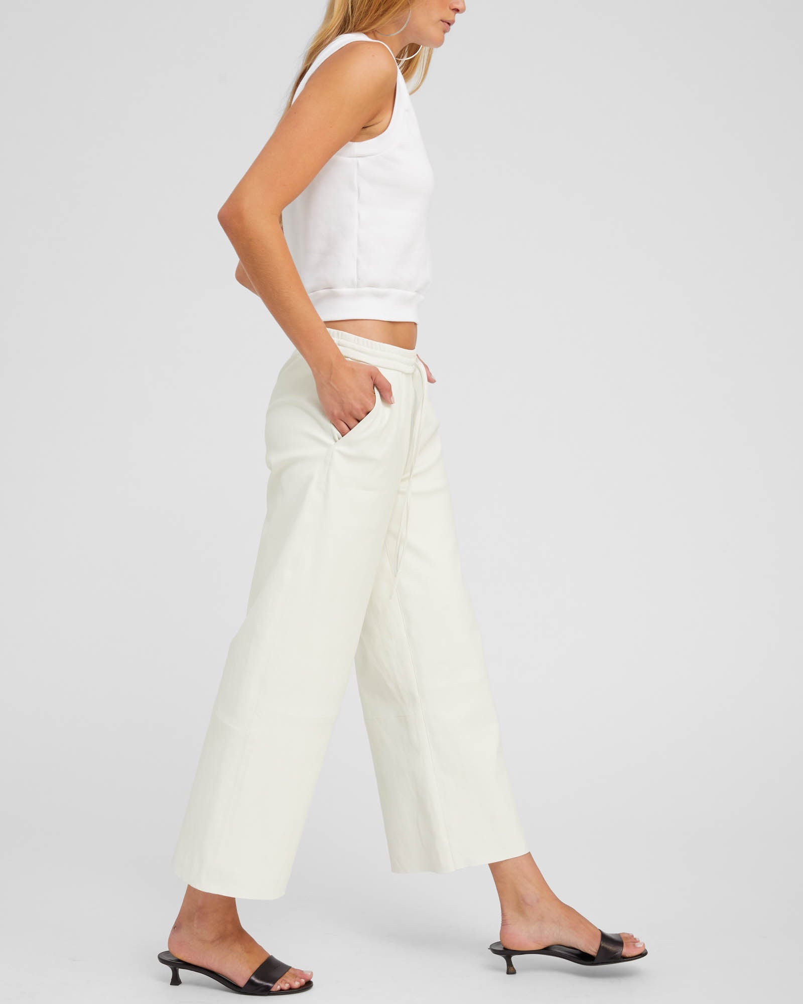 Cropped Baggy Pants