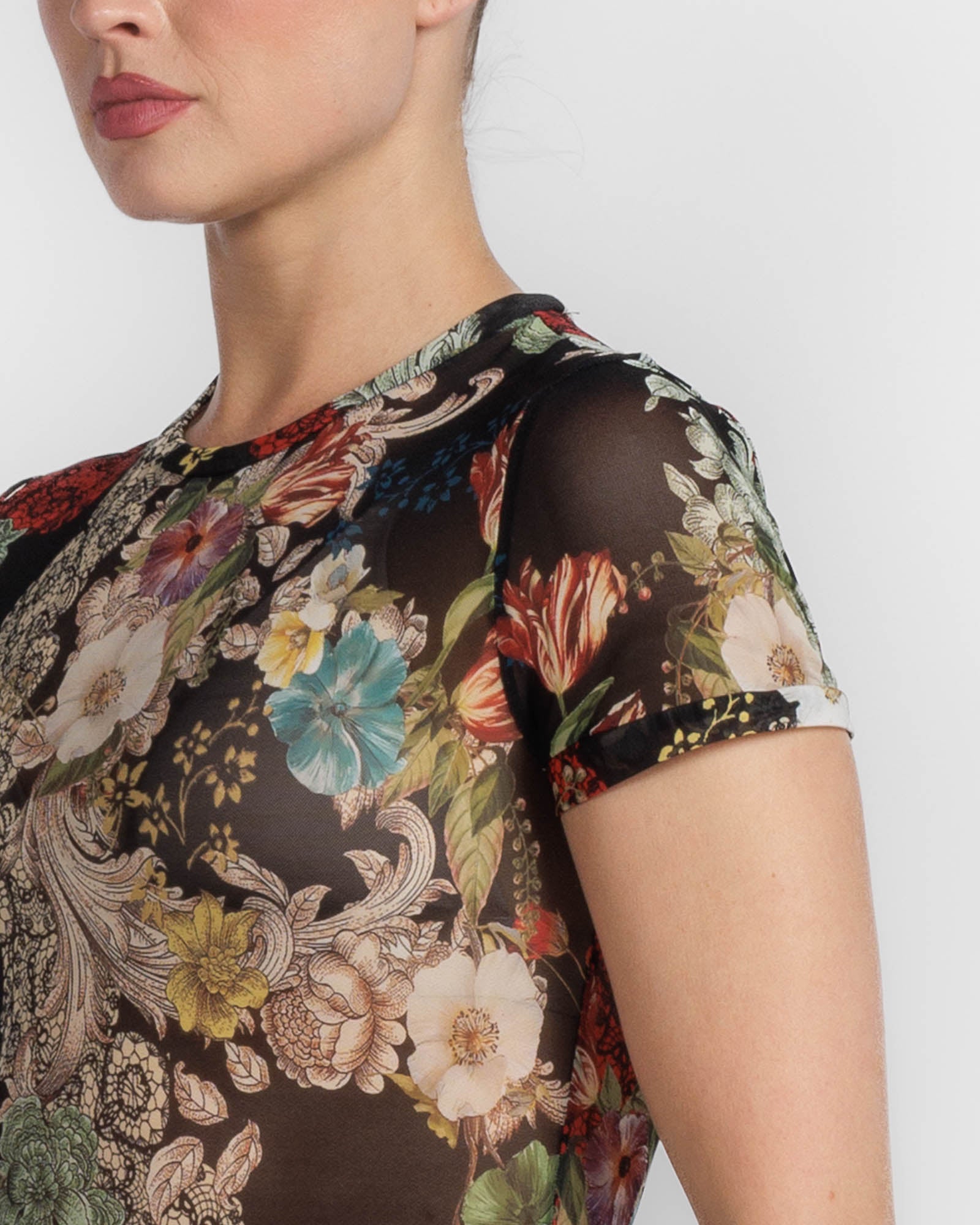 Tess Tee