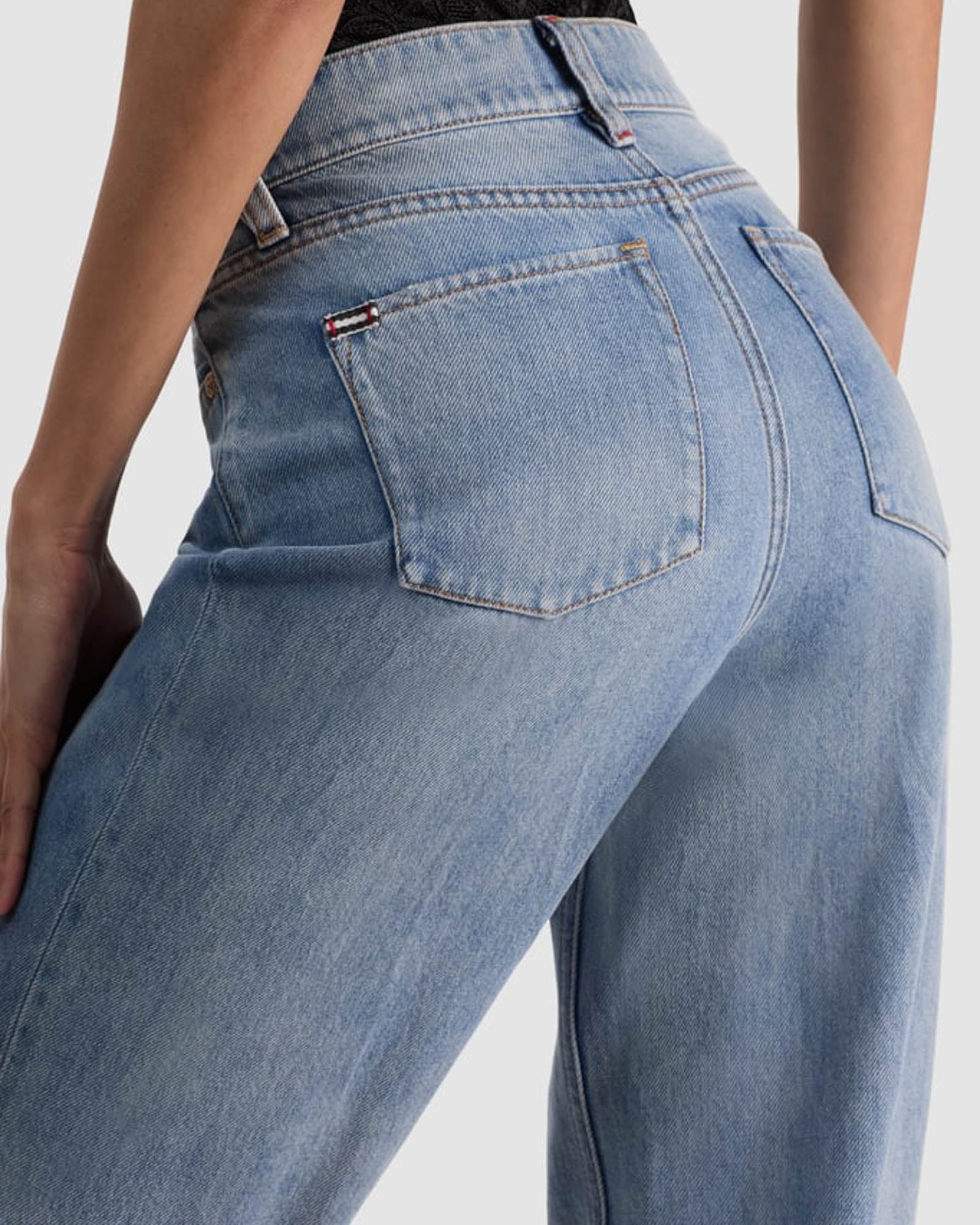 Chic Jean