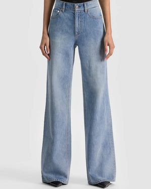 Chic Jean