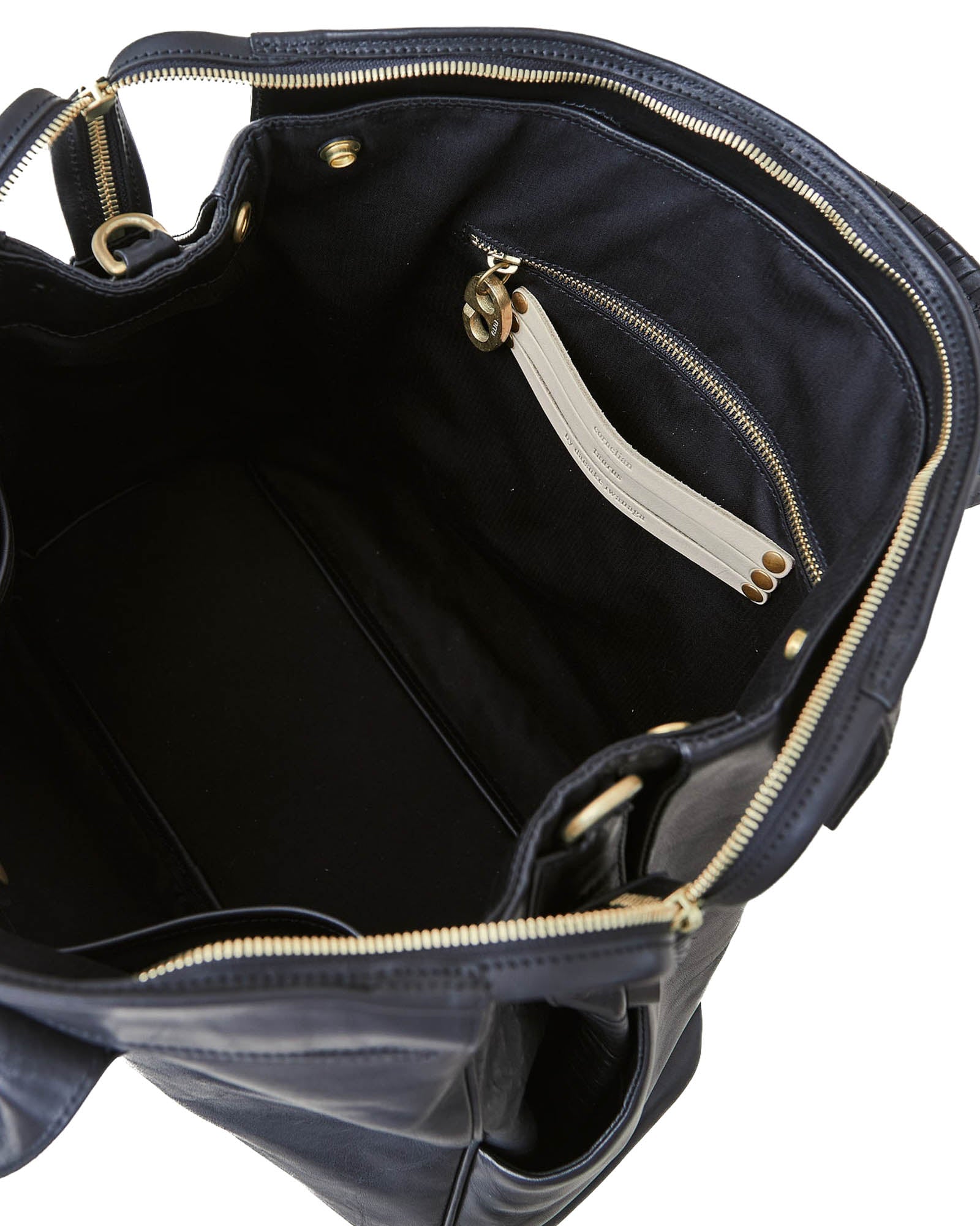 Keyhole Boston Bag