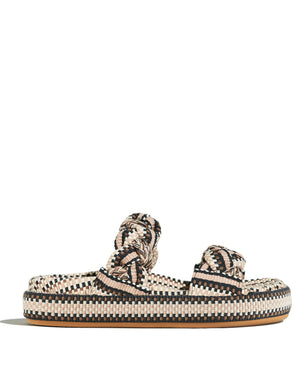 Daniela Sandal