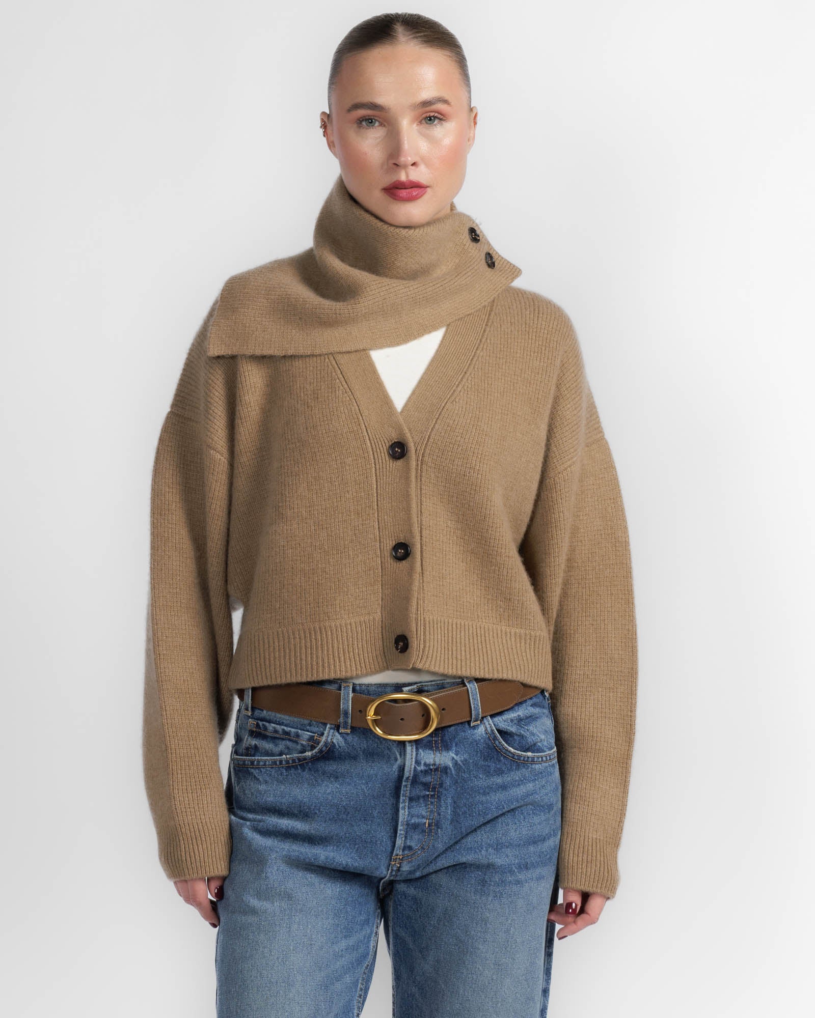 Derios Cardigan With Scarf