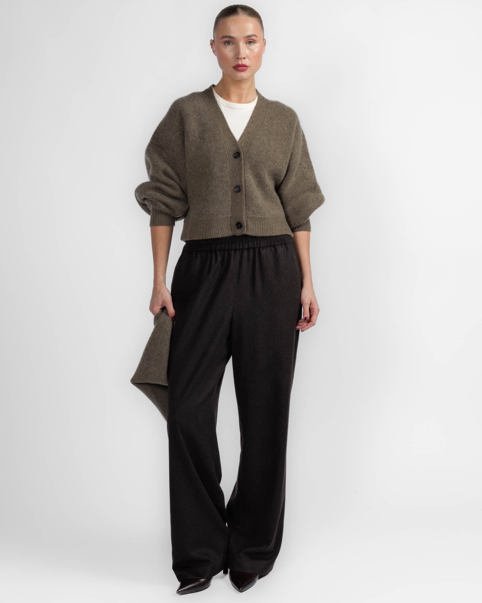 Derios Cardigan With Scarf