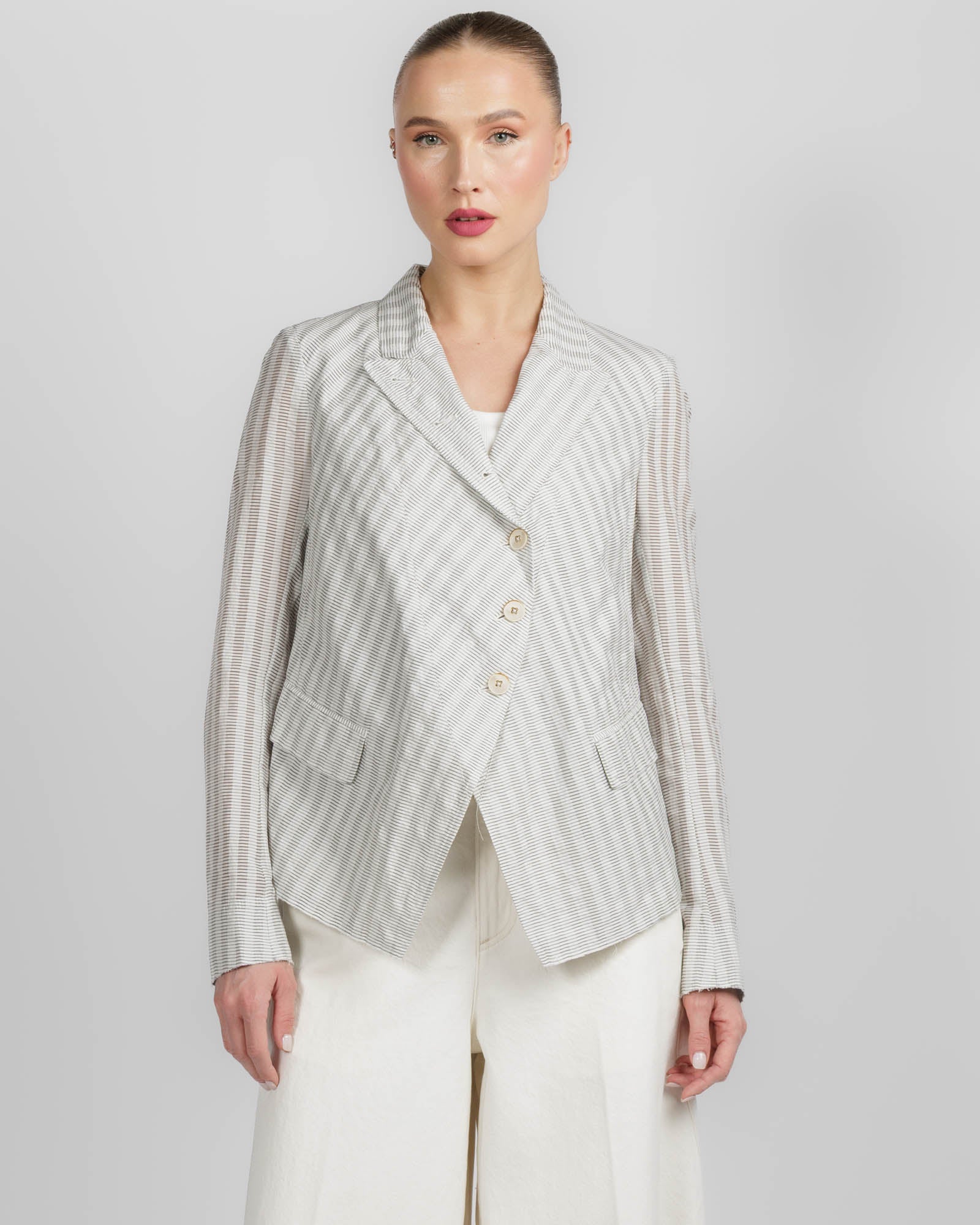 1/2 Lined Cutaway Jacket