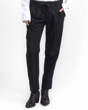 Tucked Tapered Pants