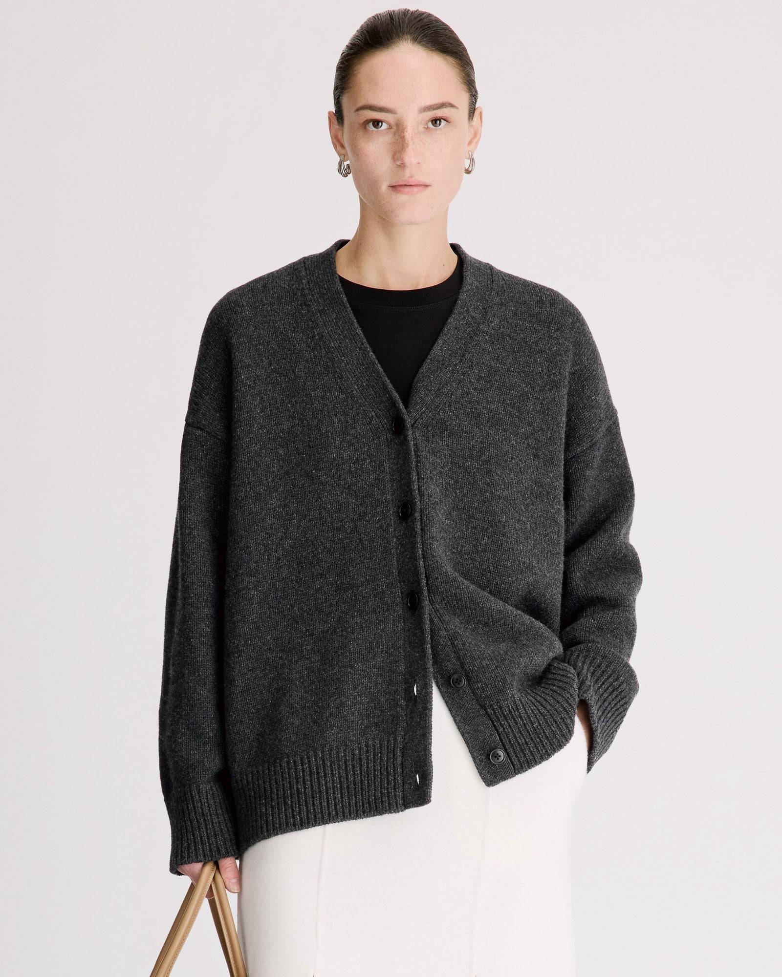 Duca V-Neck Cardigan