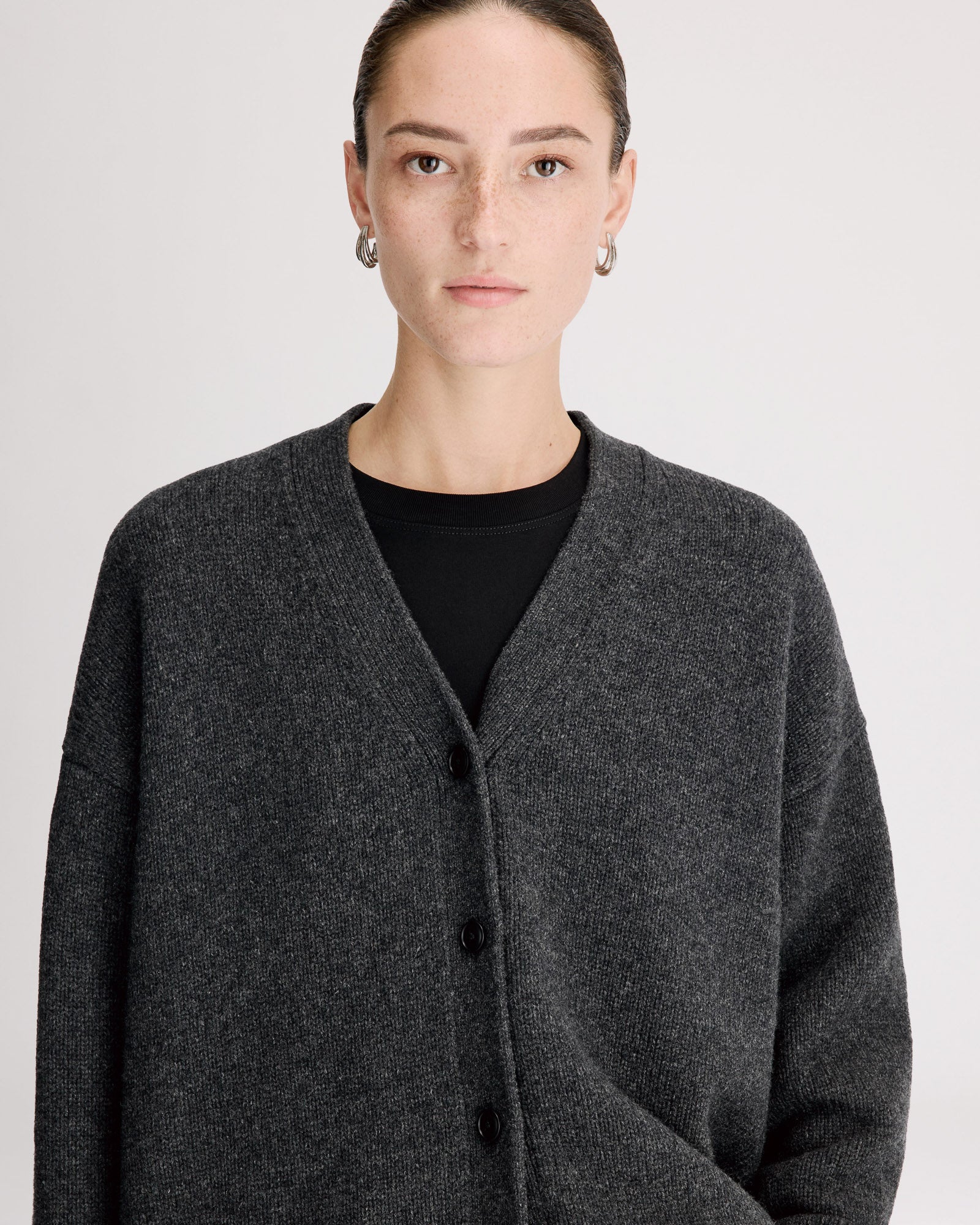 Duca V-Neck Cardigan