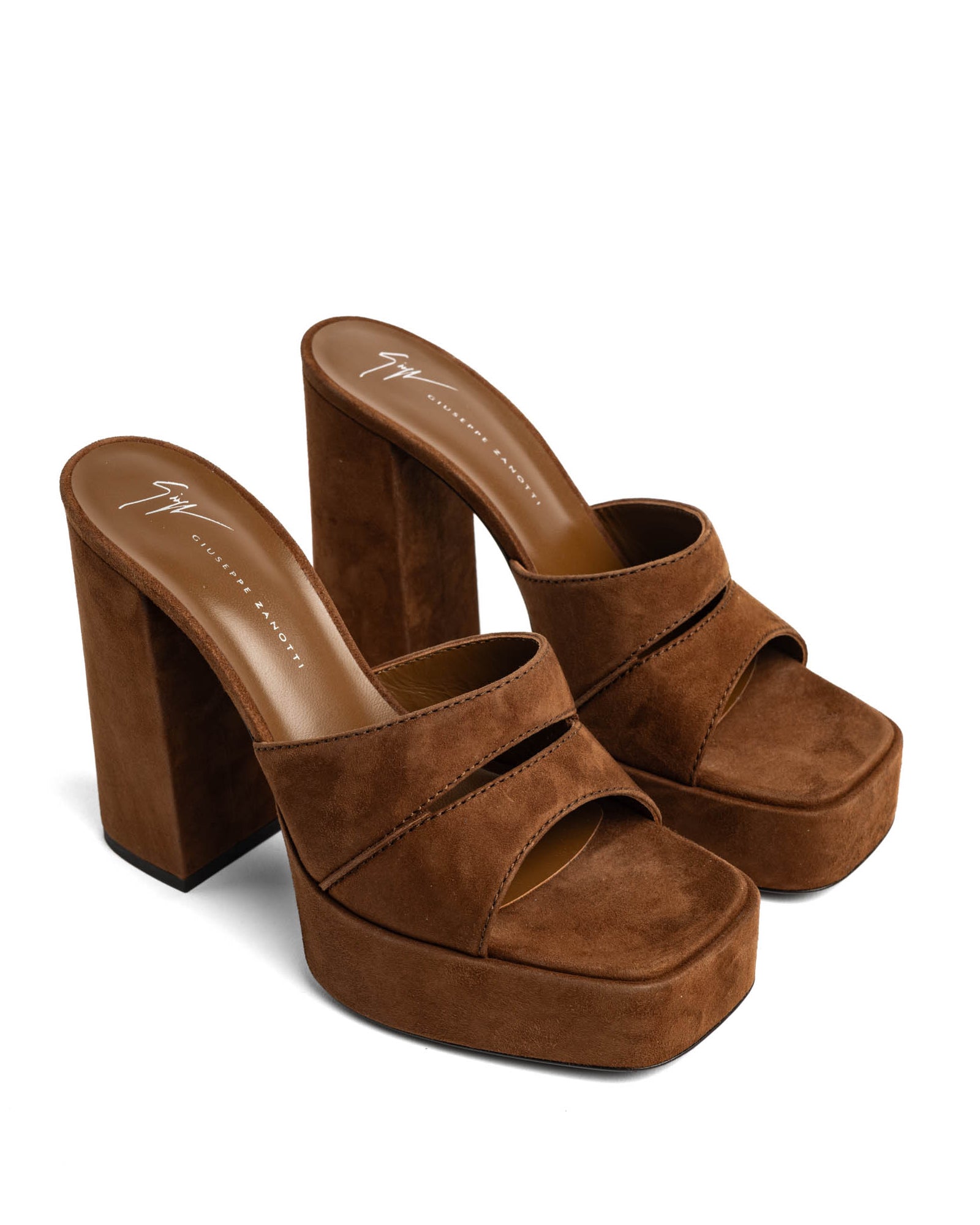 Kanda Heel