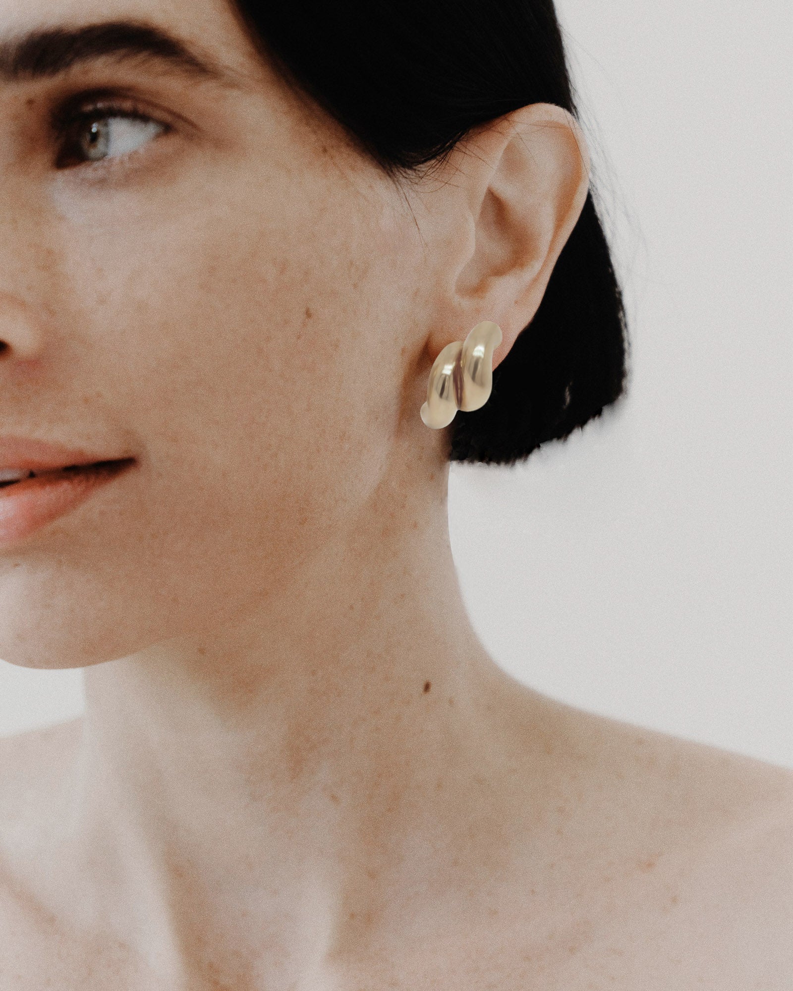 Torsade Stud Earrings