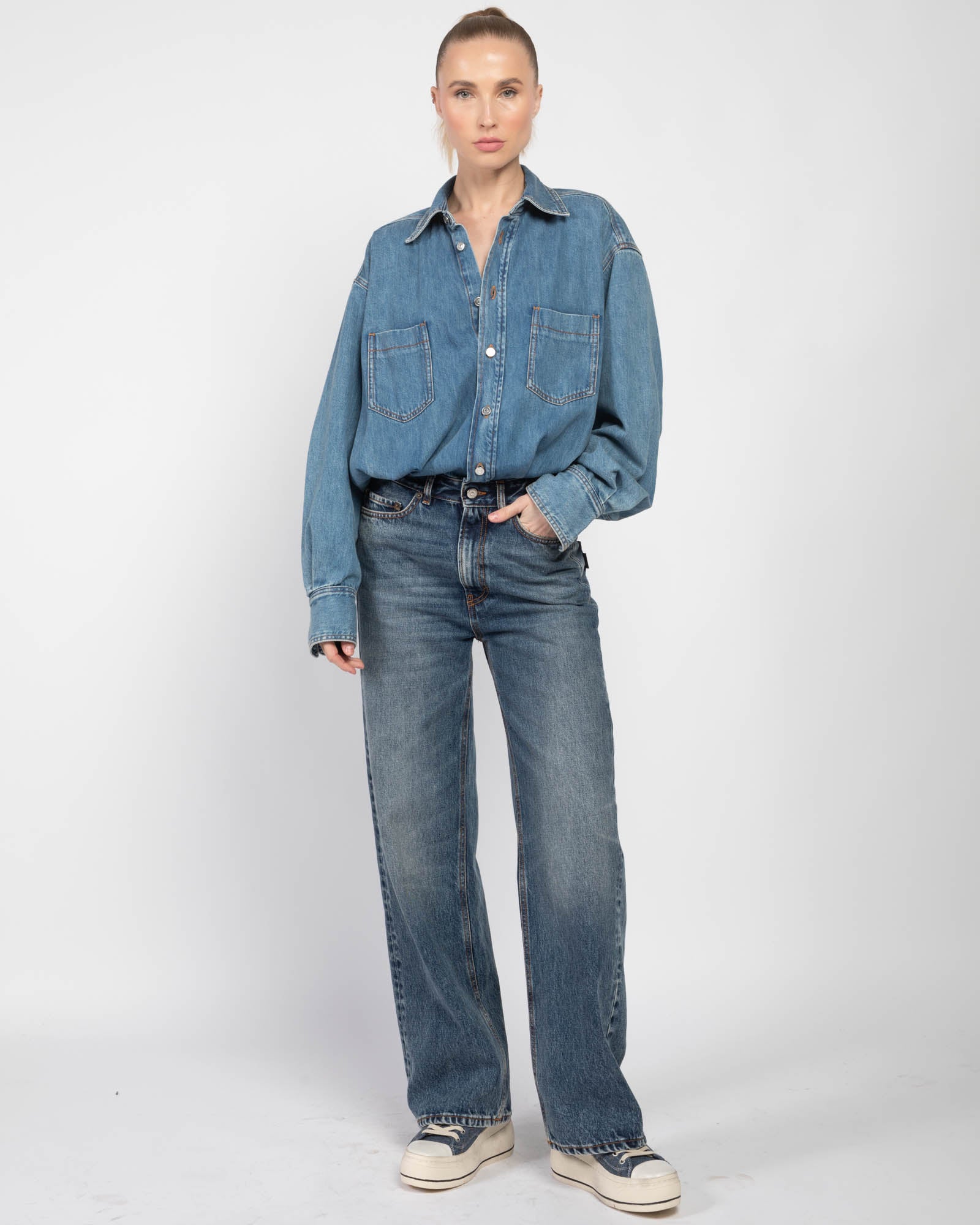 Eco Zoya Cropped Wide Jeans | GUESS Canada