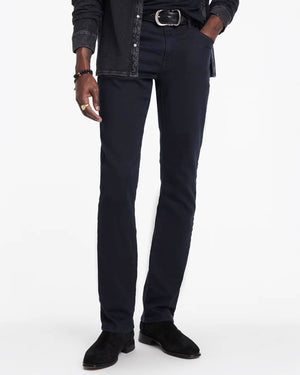 J701 Fit Jeans