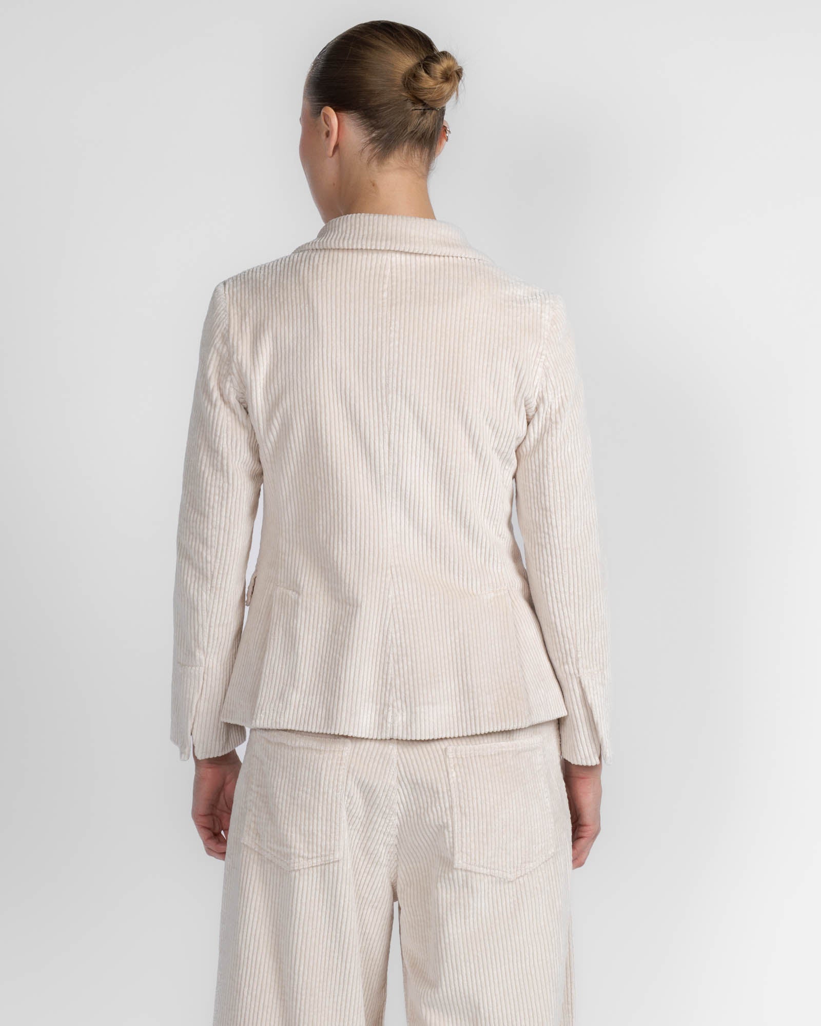 Lin Blazer