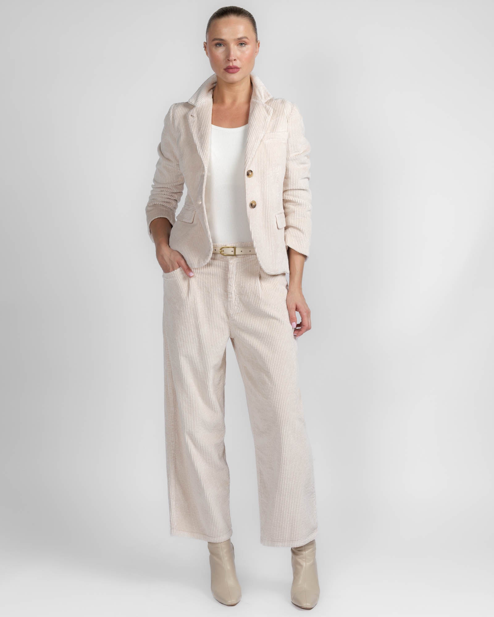 Lin Blazer