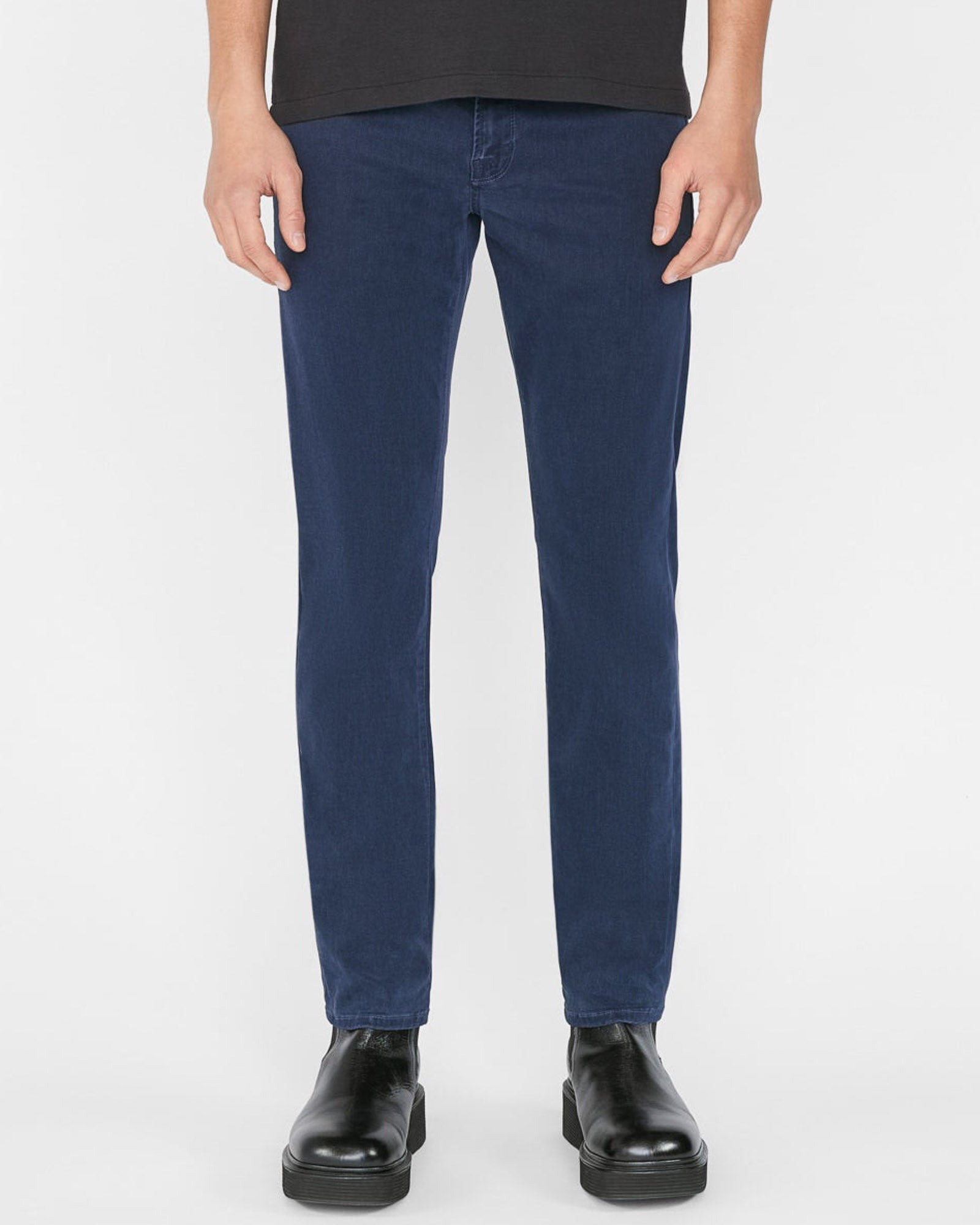 L'homme Slim Jean