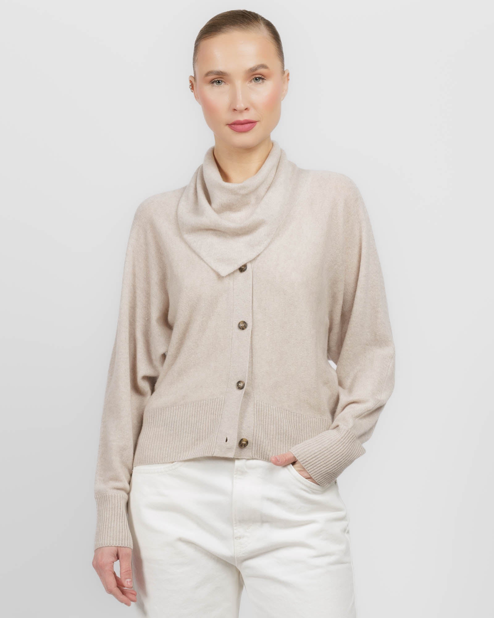 Lyss Cardigan with Scarf