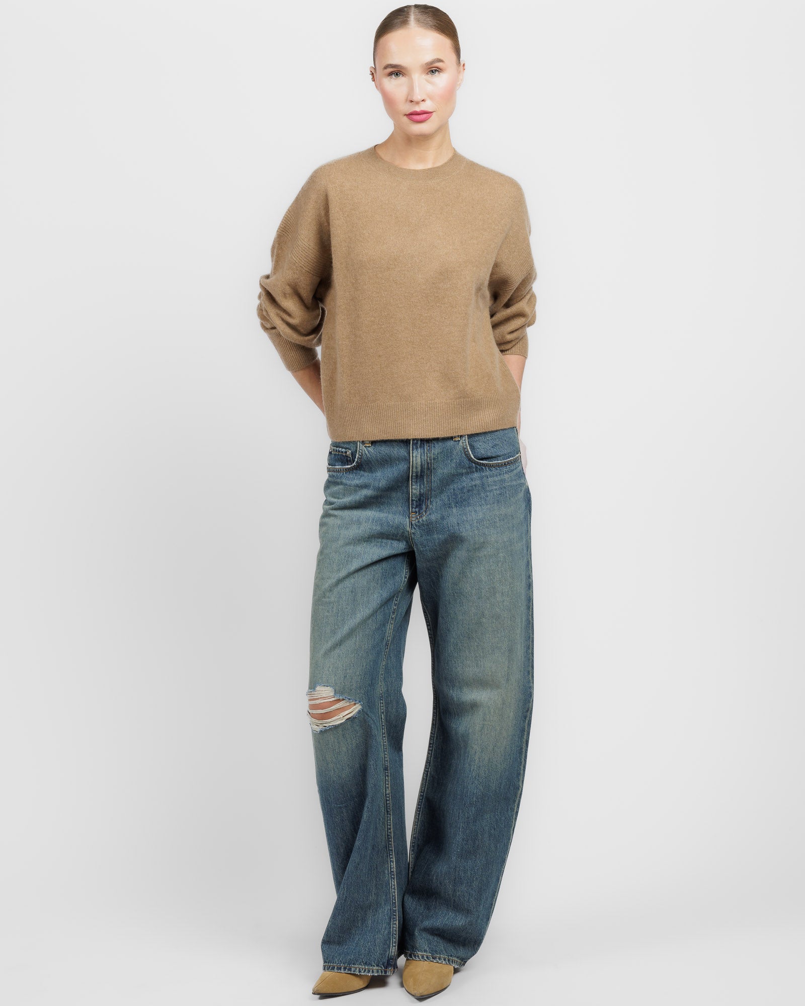 Modena Round Sweater